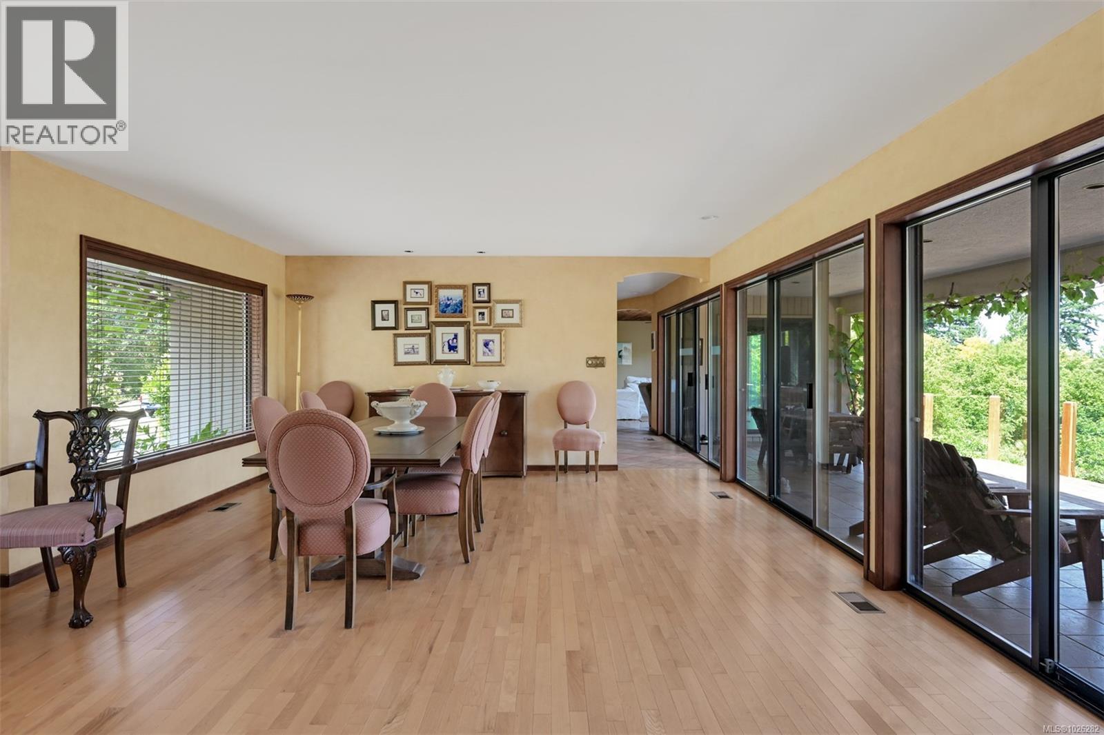 5489 Forest Hill Rd Property Photo 10