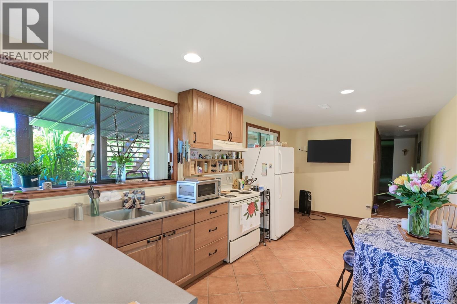 5489 Forest Hill Rd Property Photo 24