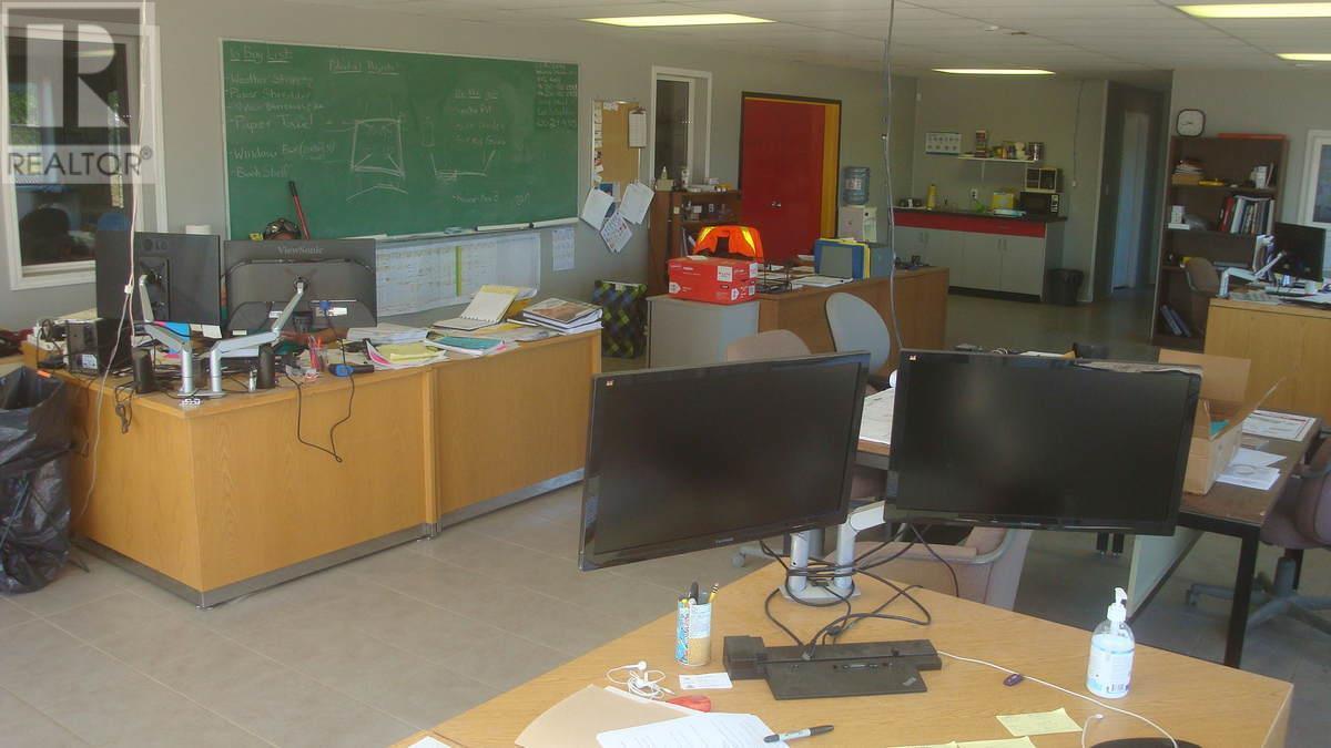 4 Collins Road Property Photo 5