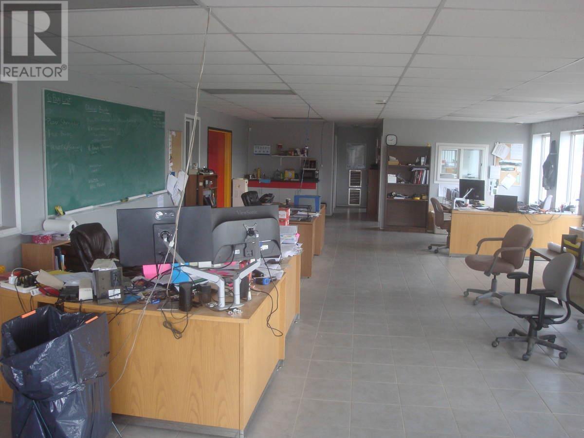 4 Collins Road Property Photo 19