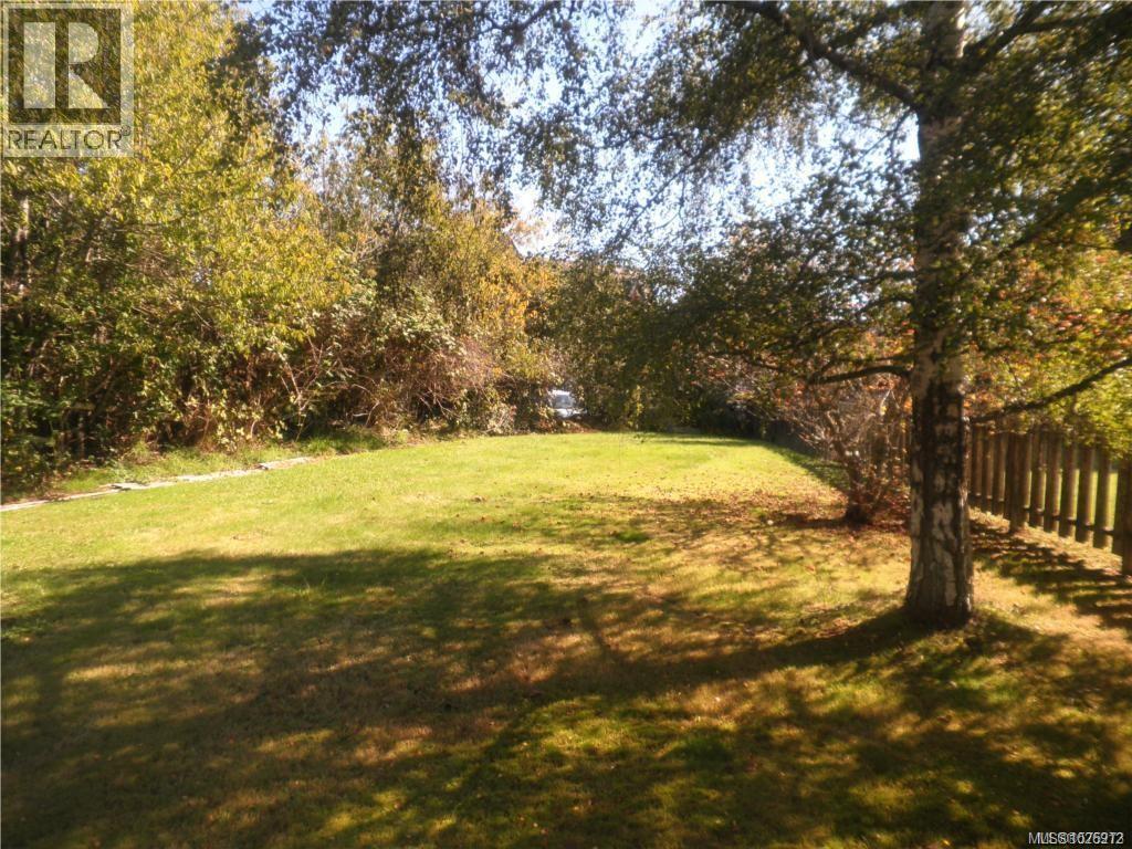 1963 Atherly Close Property Photo 1