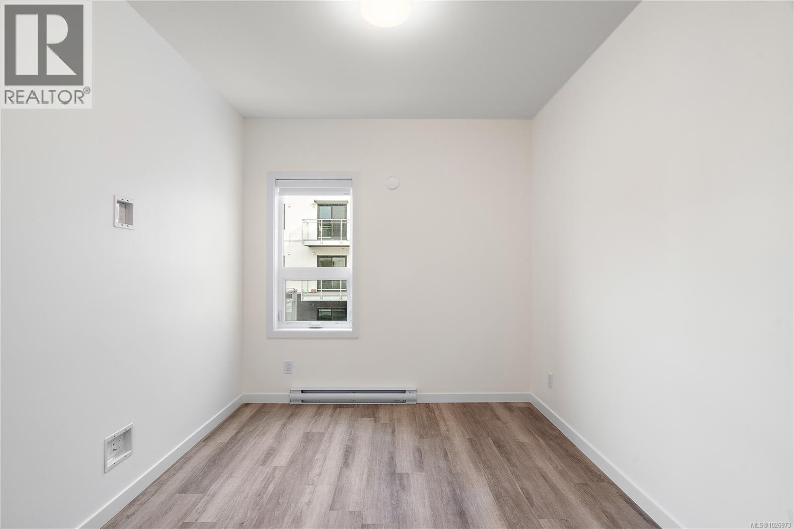 312 1102 Esquimalt Rd Property Photo 6