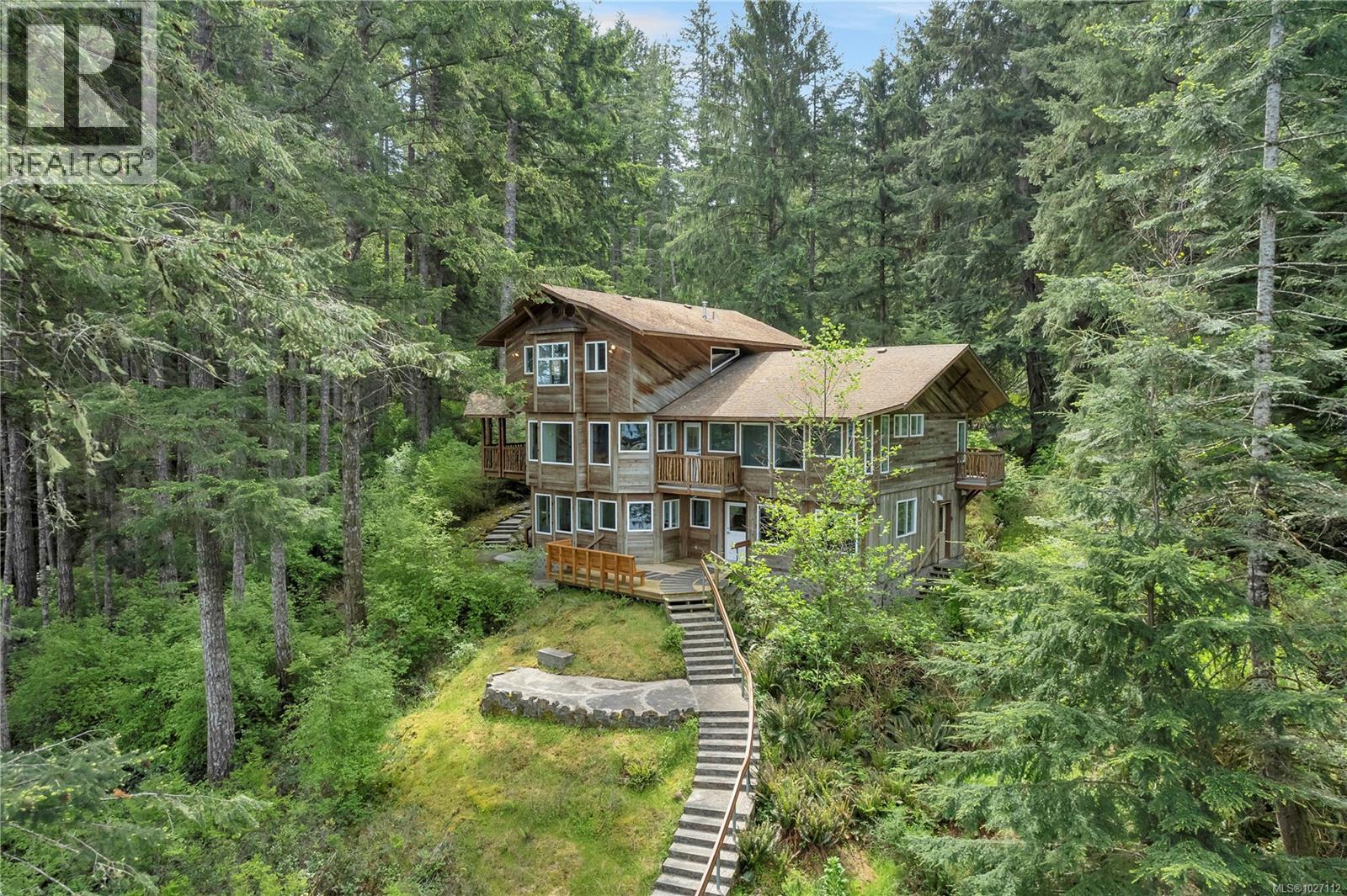 1747 Hyacinthe Bay Rd Property Photo 1