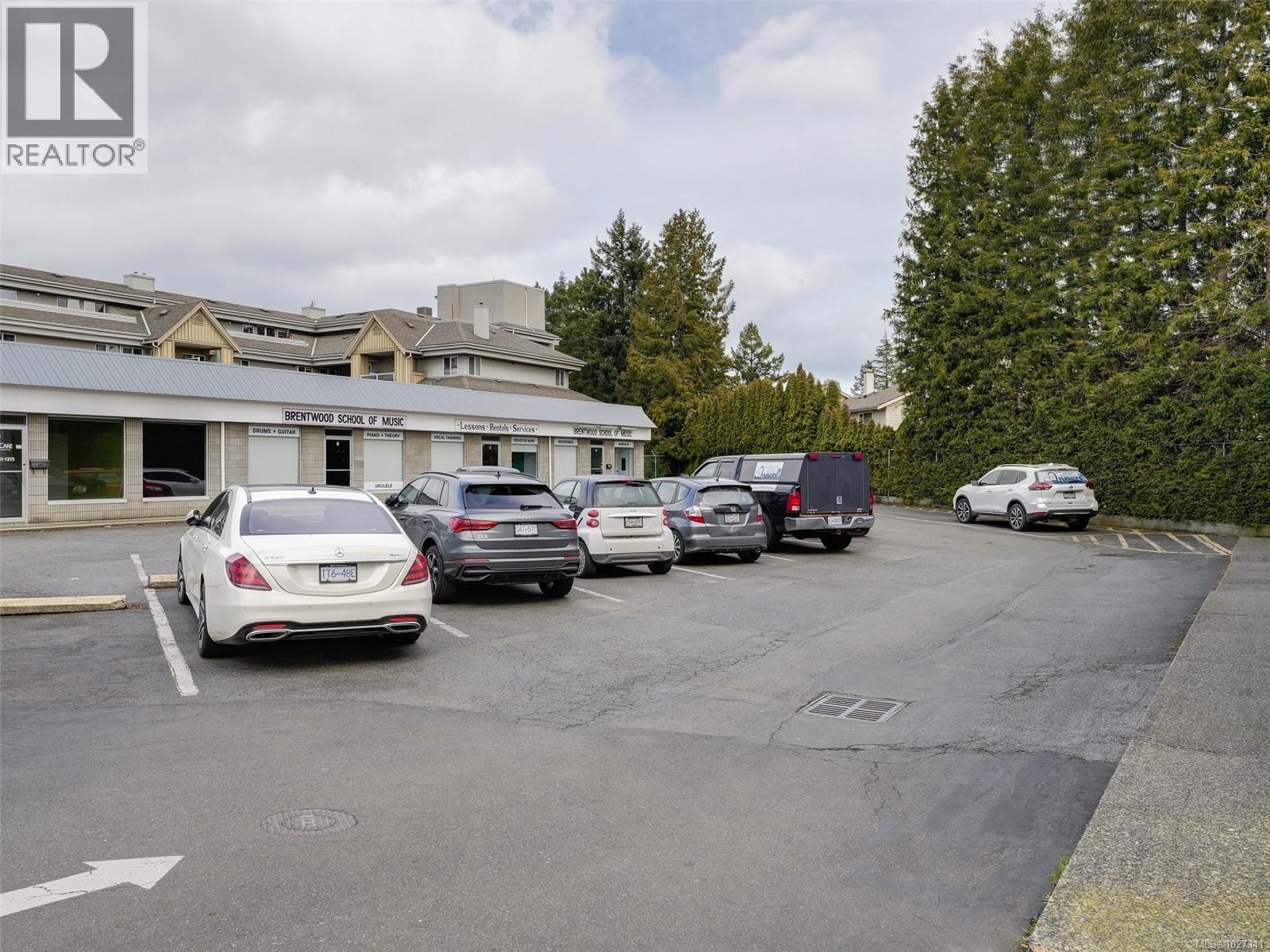7135 West Saanich Rd Property Photo 10