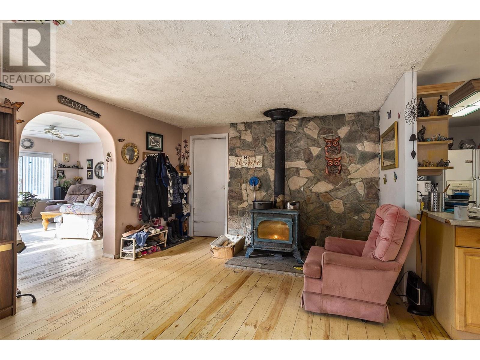 85 Ernest Avenue Property Photo 4