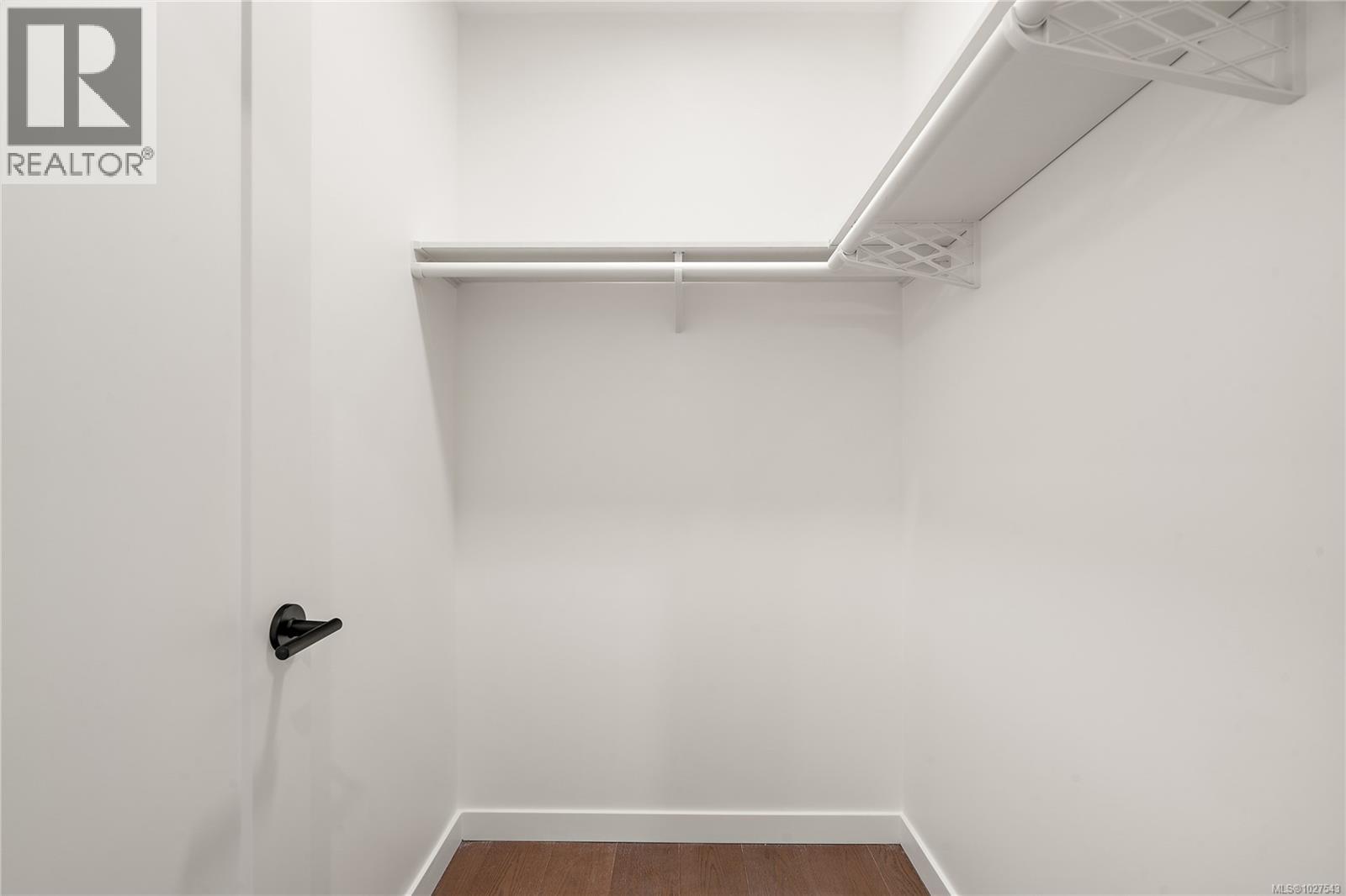 503 1102 Esquimalt Rd Property Photo 15