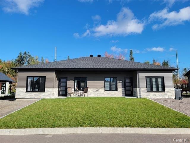 Rue Des Ormes Property Photo 1