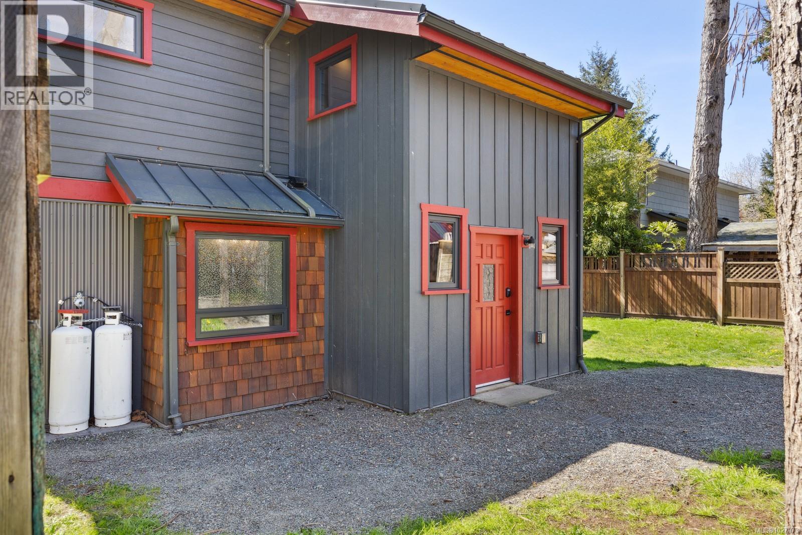 1304 Midden Rd Property Photo 40