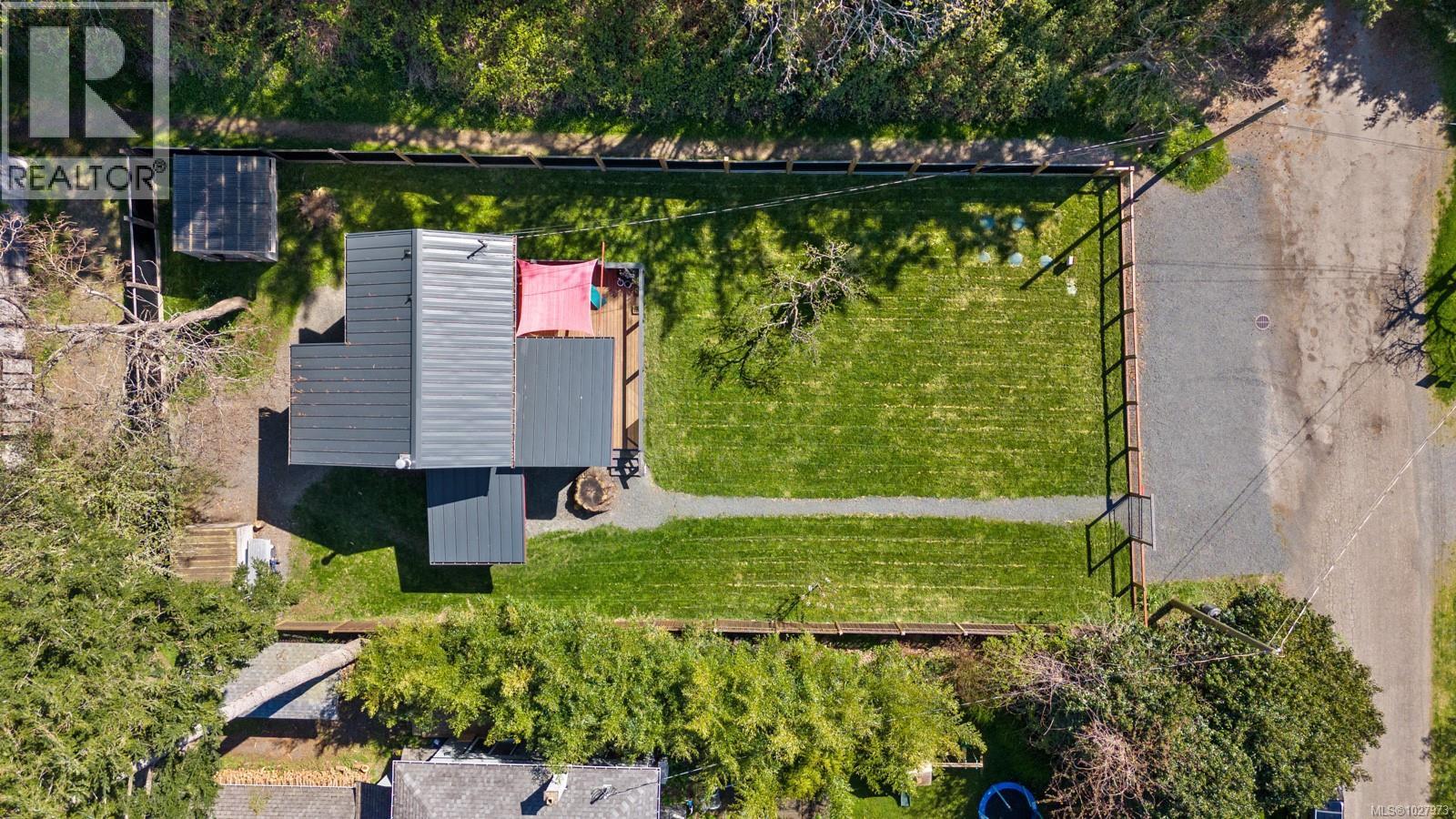 1304 Midden Rd Property Photo 45