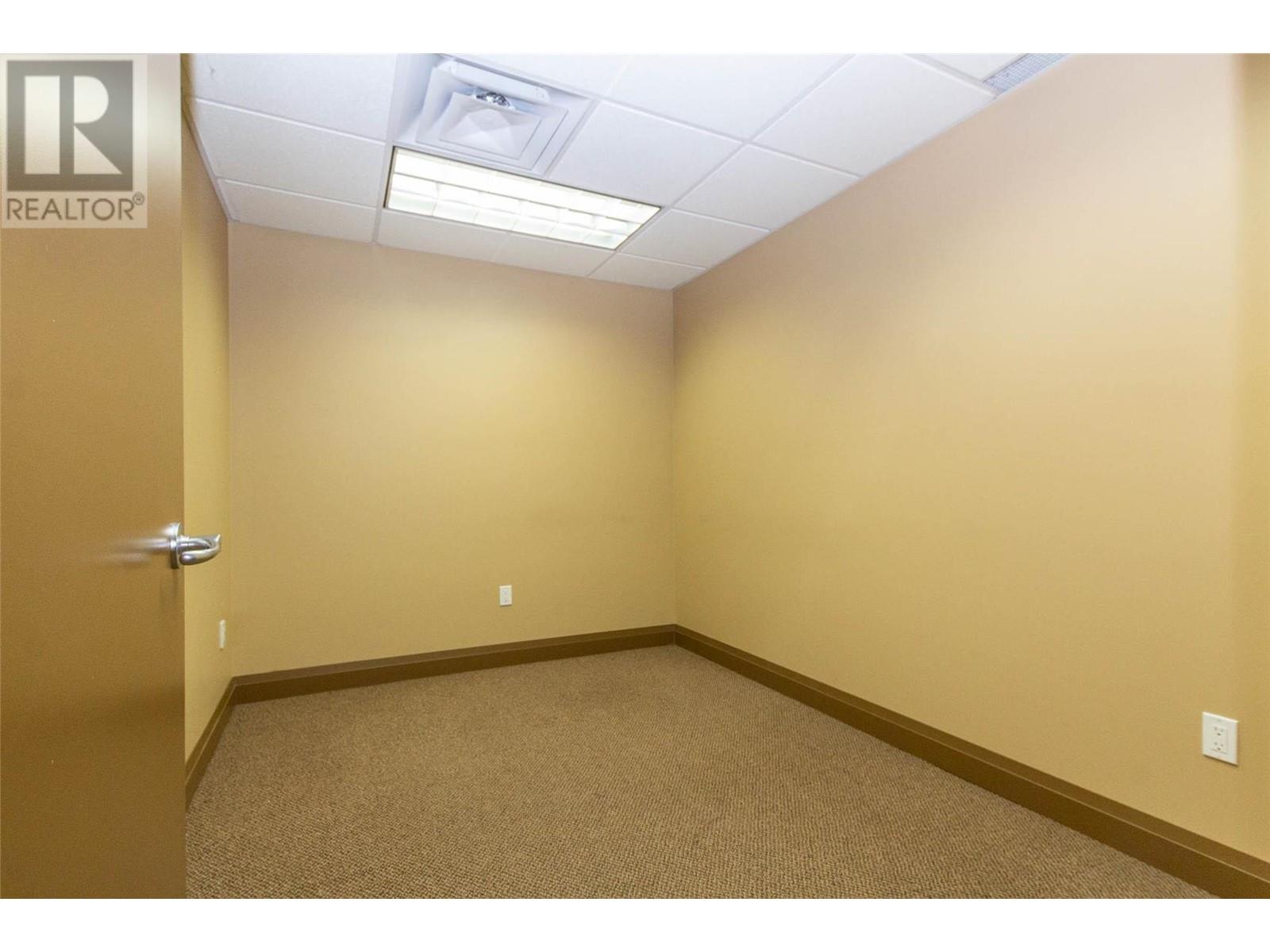 1181 6 Avenue Ne Unit# B Property Photo 22