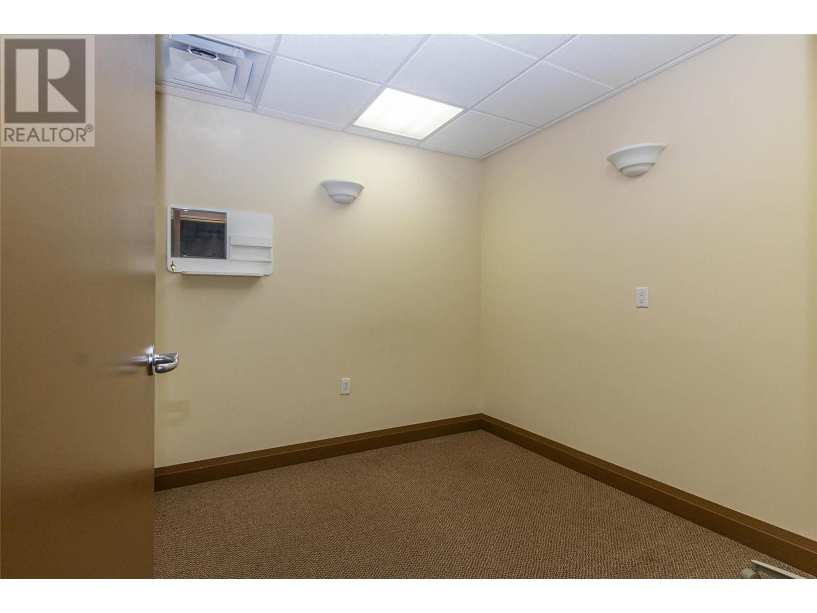 1181 6 Avenue Ne Unit# B Property Photo 23