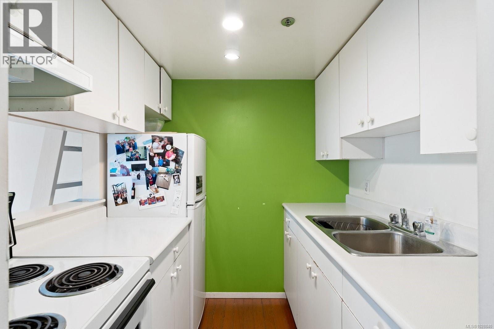 1270 Yates St Property Photo 35