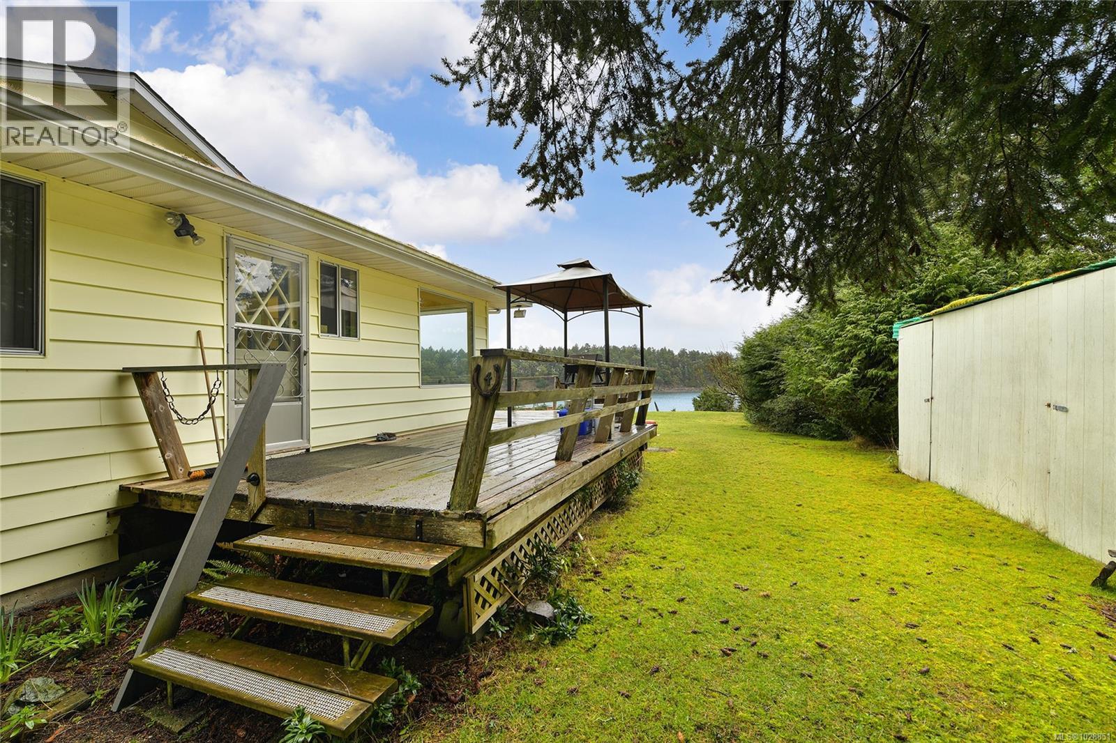 506 Arbutus Dr Property Photo 8