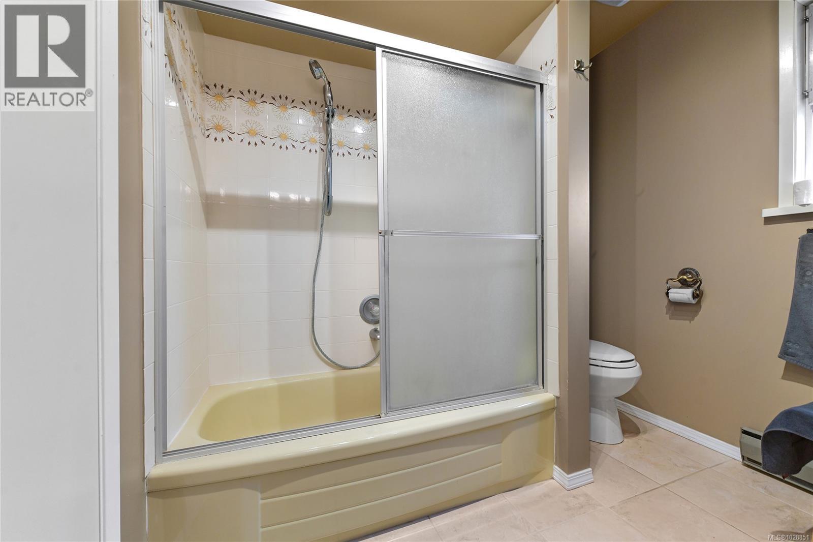 506 Arbutus Dr Property Photo 24