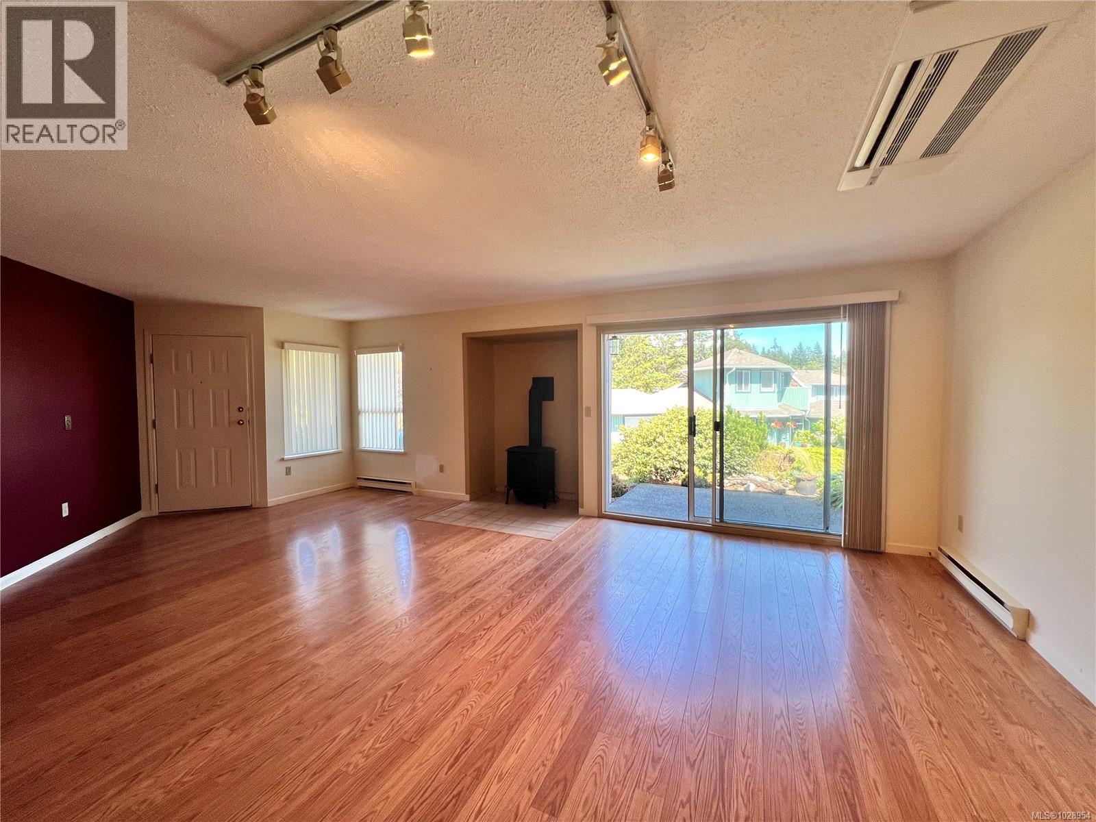 3 130 Corbett Rd Property Photo 11
