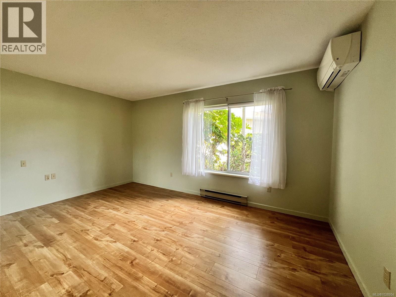 3 130 Corbett Rd Property Photo 15