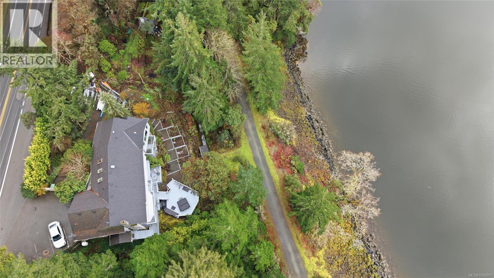 5301 Sooke Rd Property Photo 1