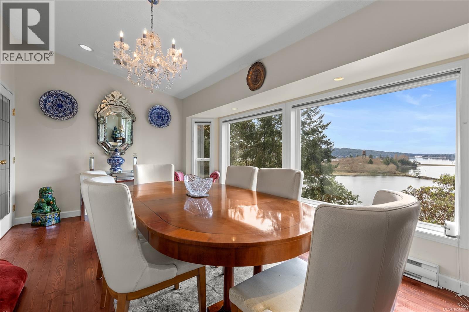 5301 Sooke Rd Property Photo 10