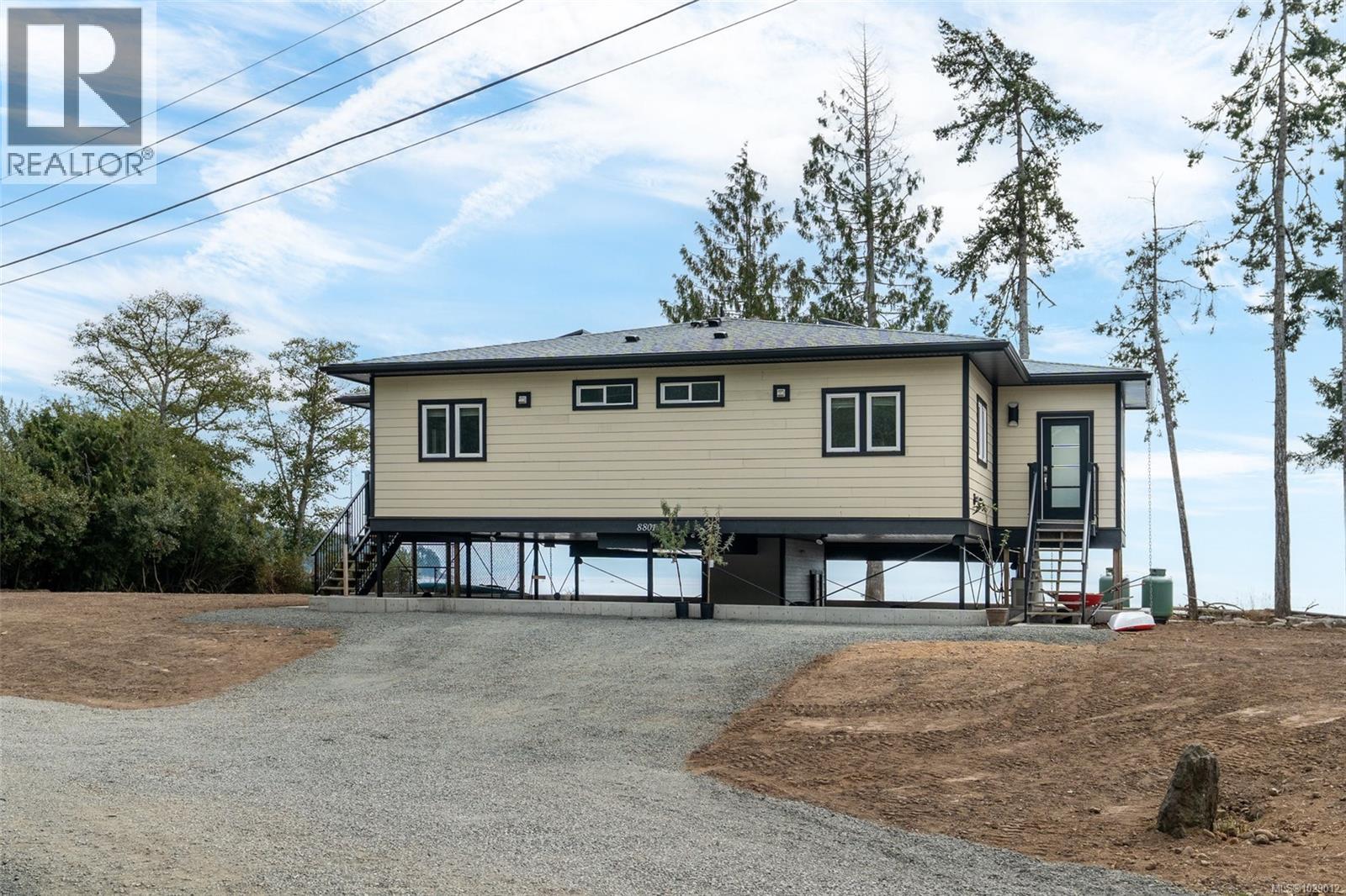 8801 West Coast Rd Property Photo 34
