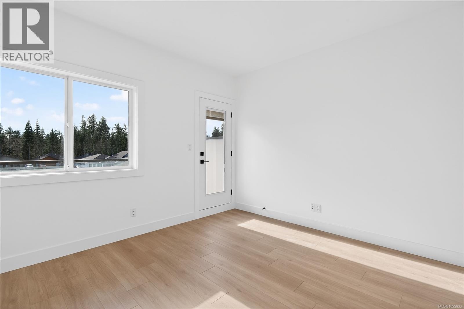 4 704 Beaver Creek Blvd Property Photo 22