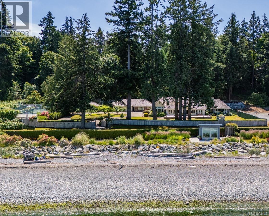 382 Judges Row Property Photo 2