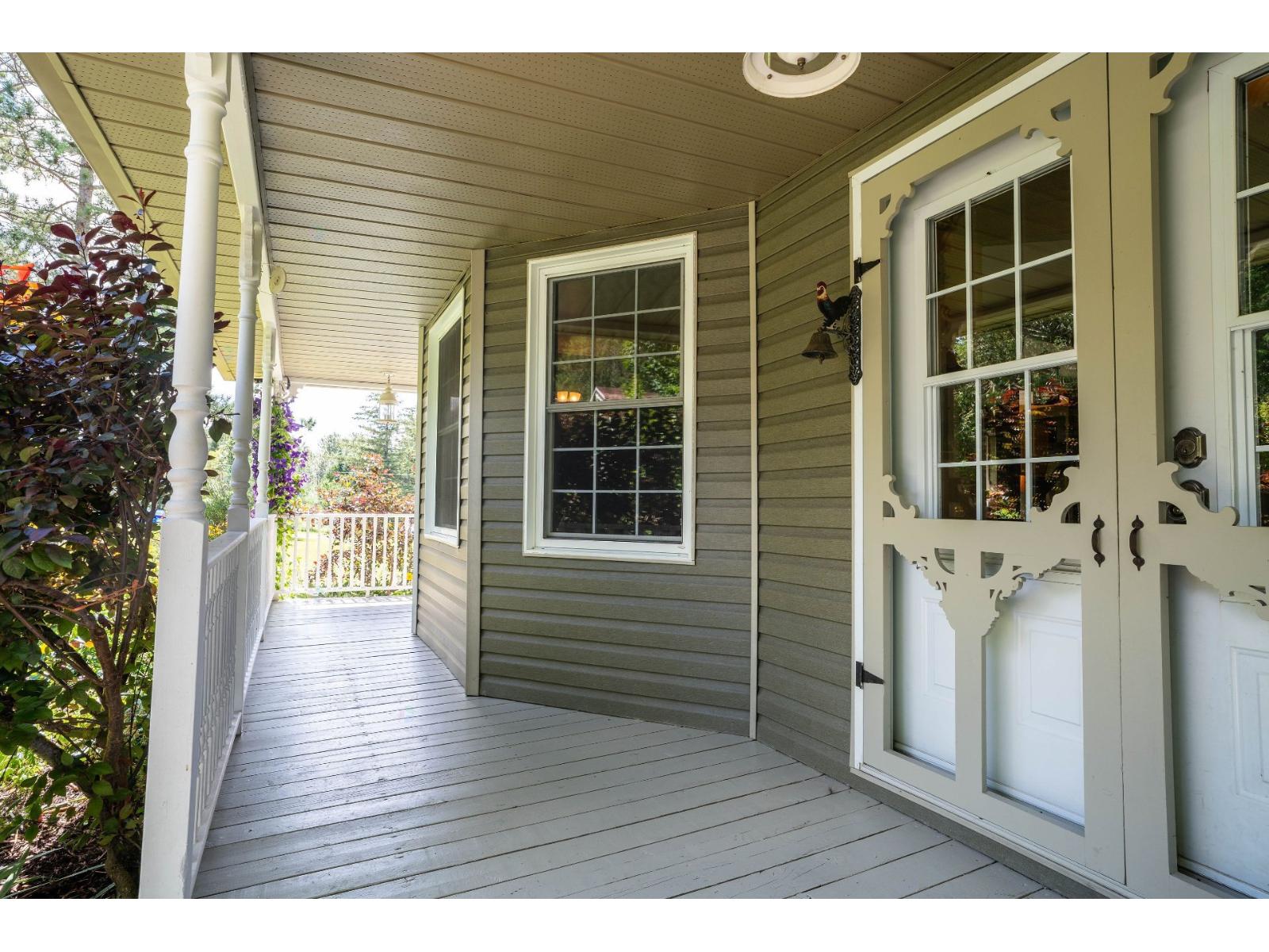 110 1er Rang Property Photo 44