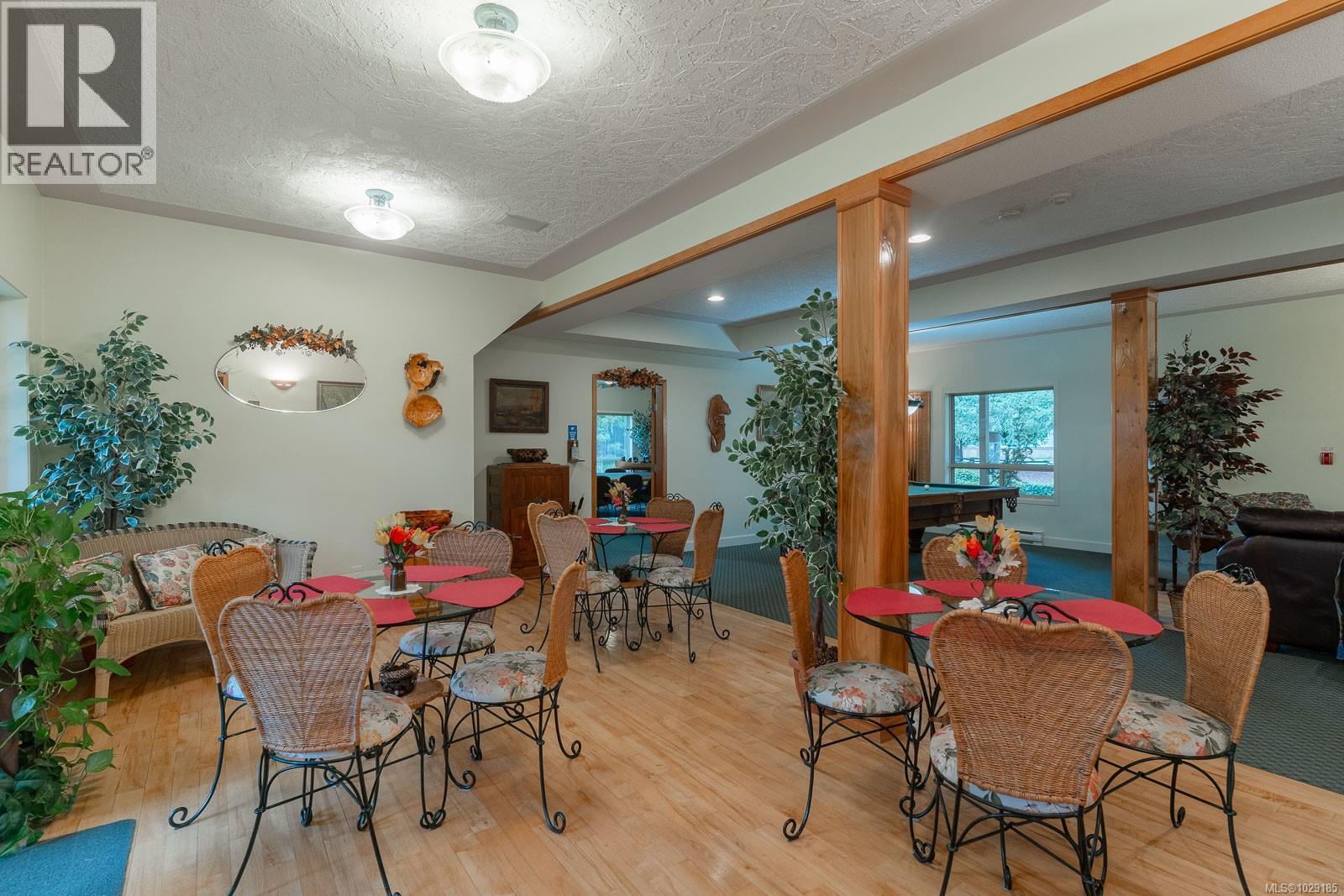 5895 River Rd Property Photo 21