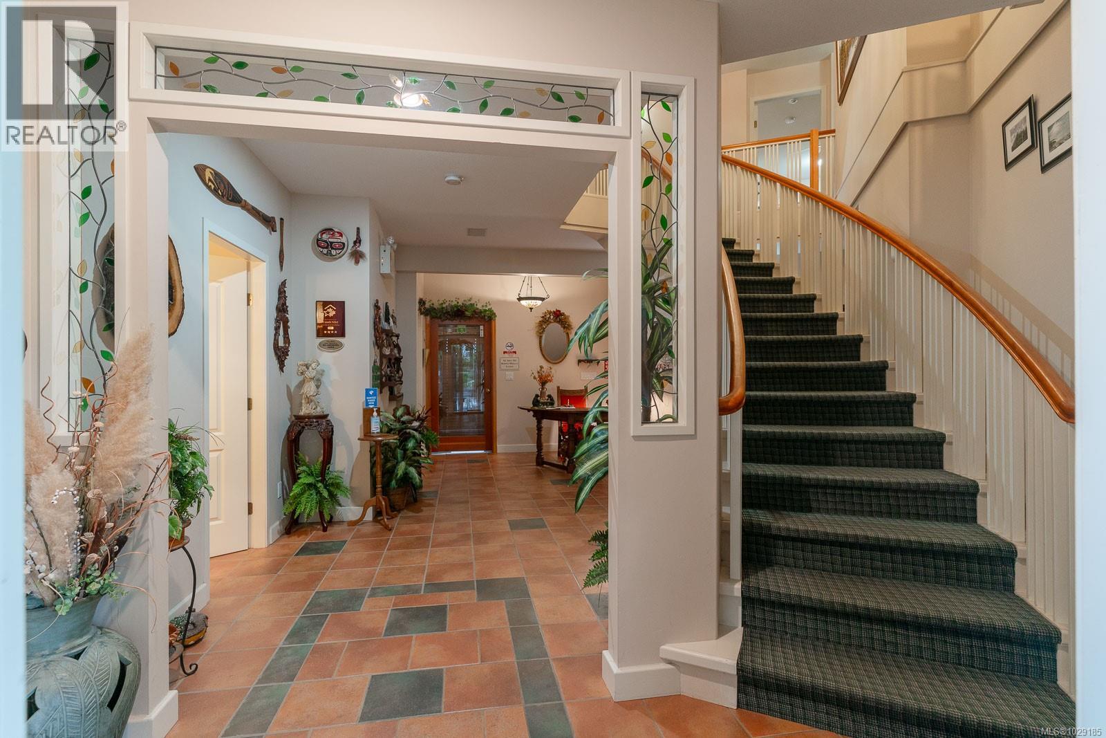5895 River Rd Property Photo 41