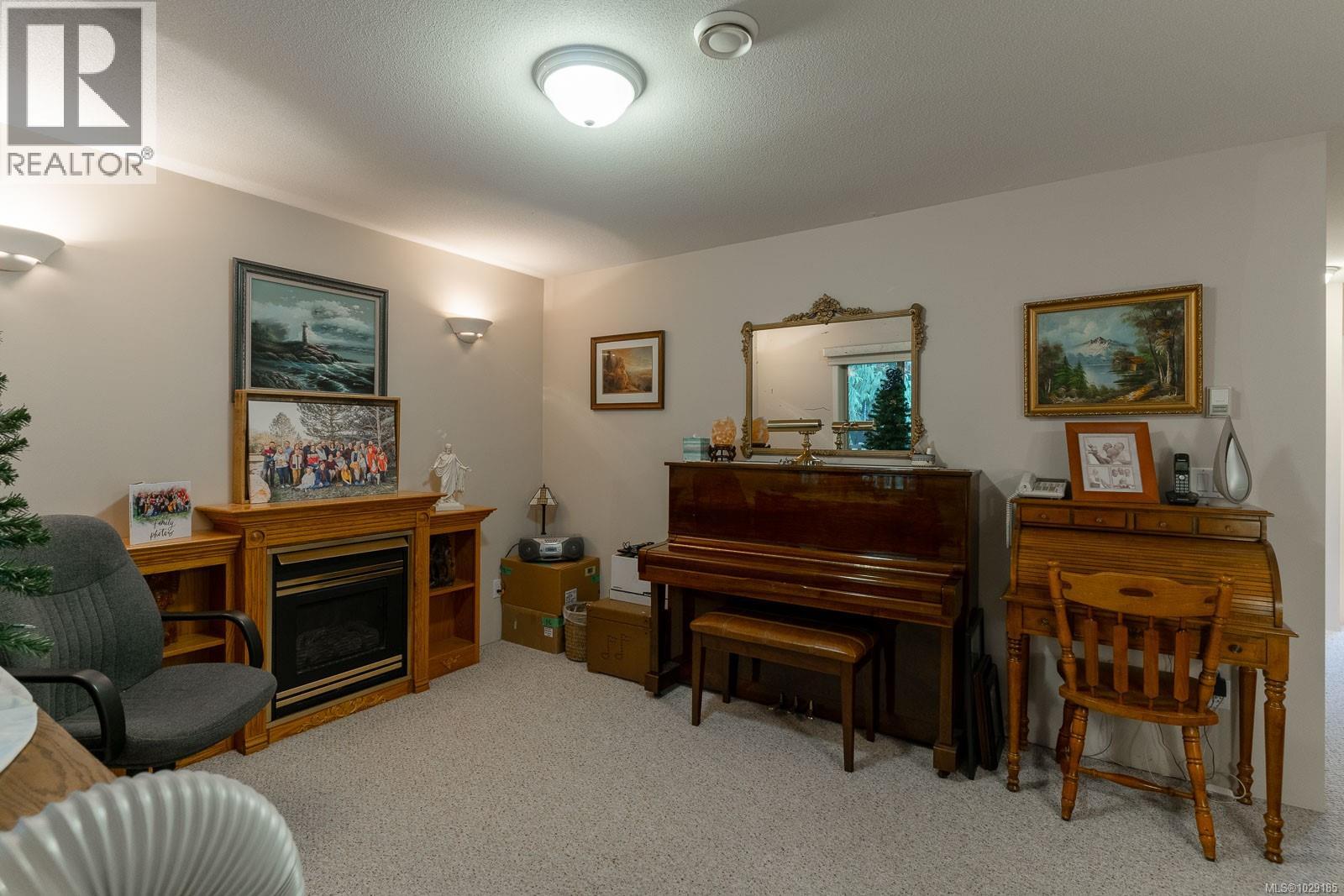 5895 River Rd Property Photo 49