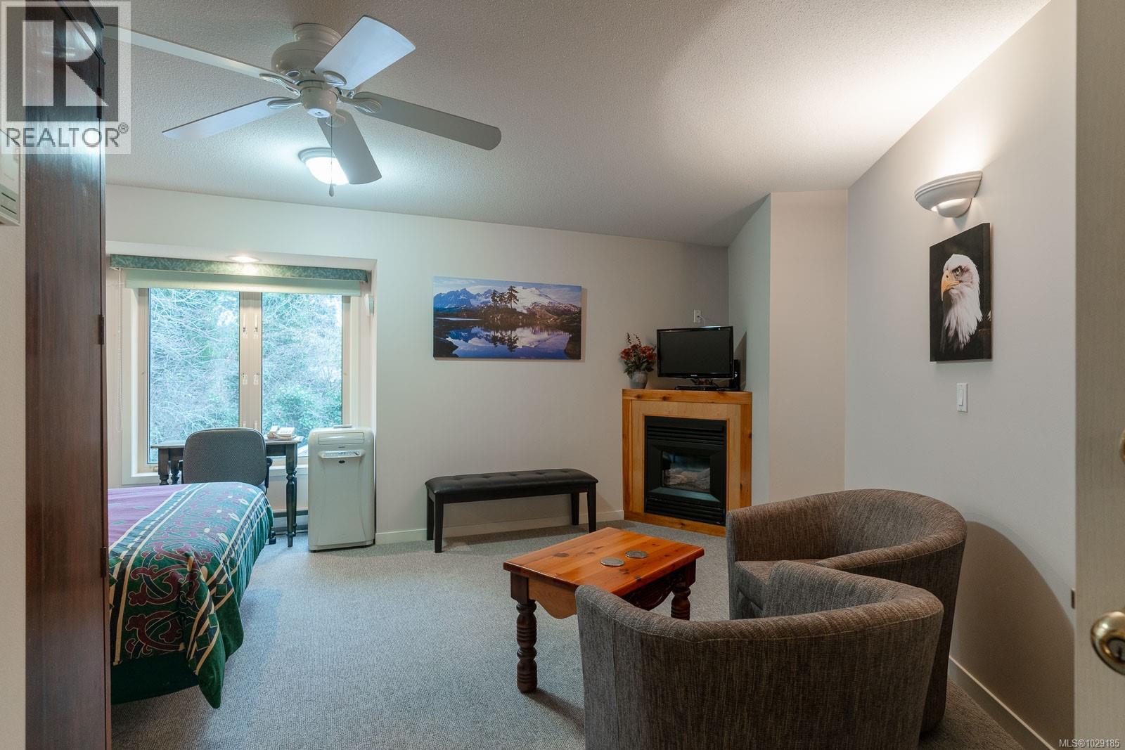 5895 River Rd Property Photo 55
