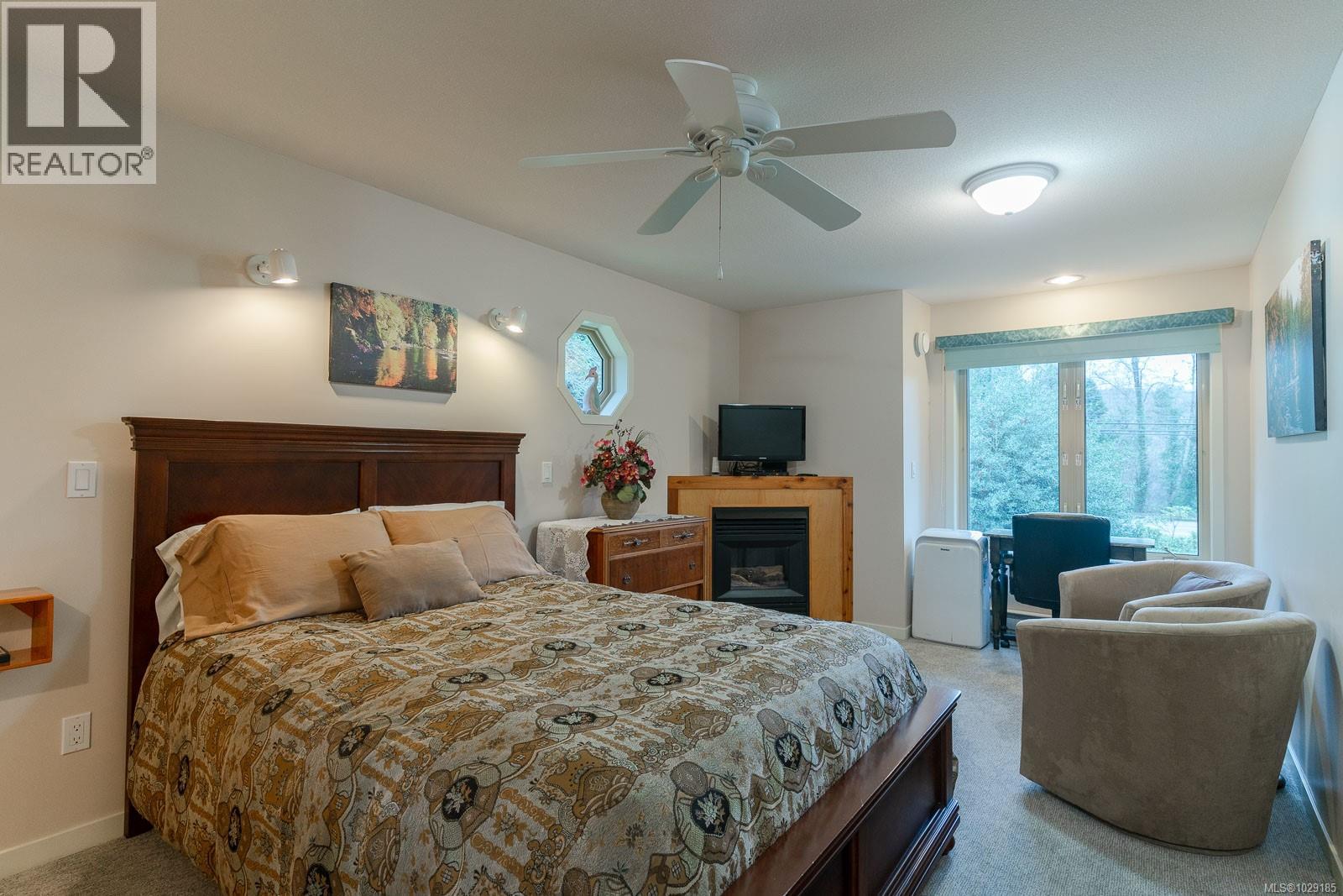 5895 River Rd Property Photo 63