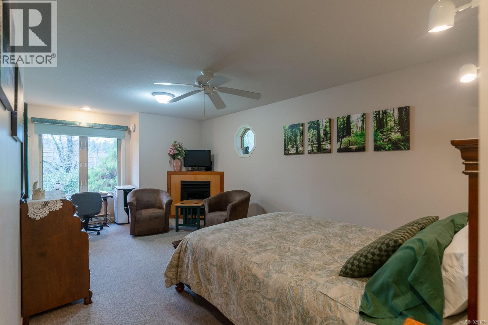 5895 River Rd Property Photo 67