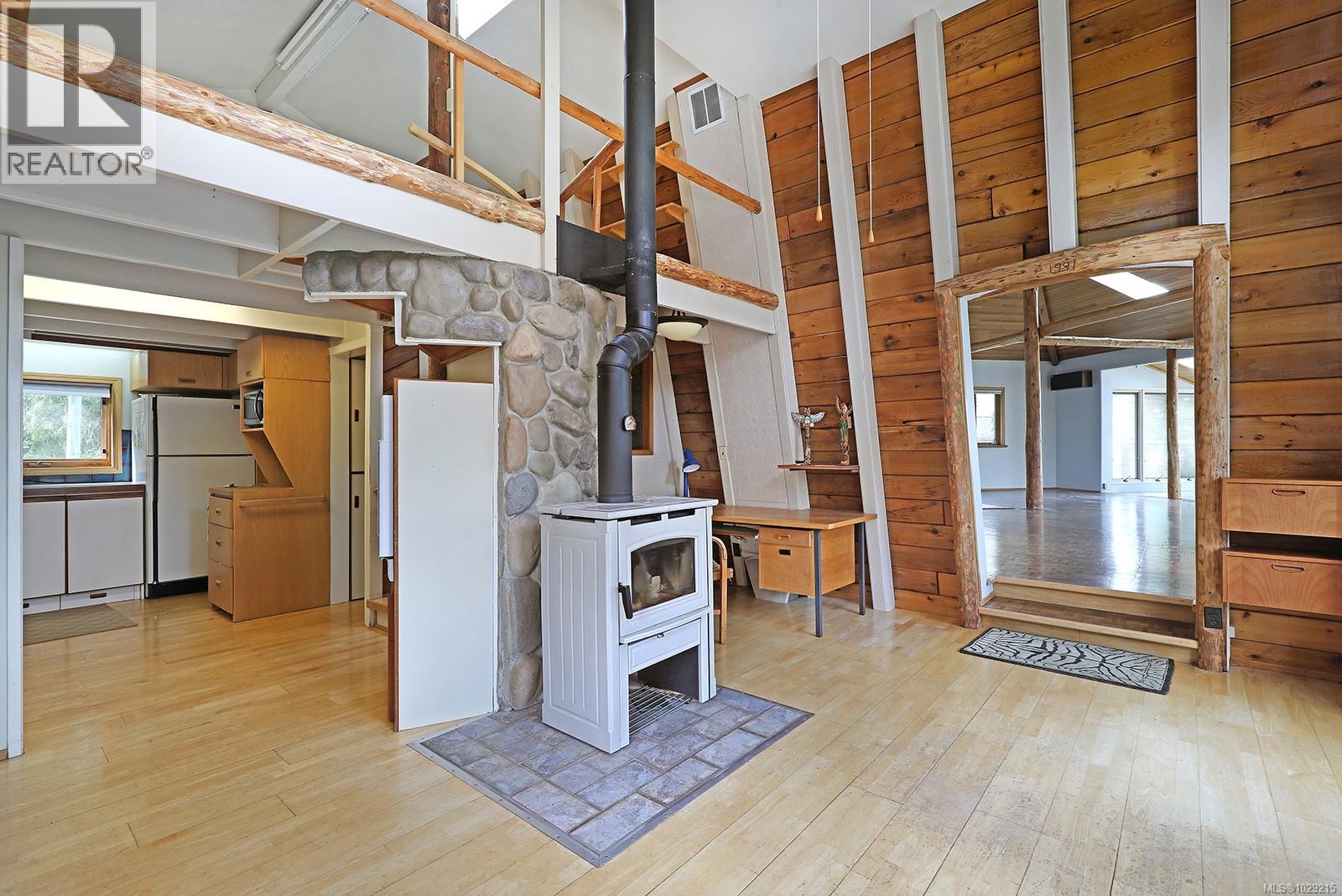 1550 Dalziel Rd Property Photo 15