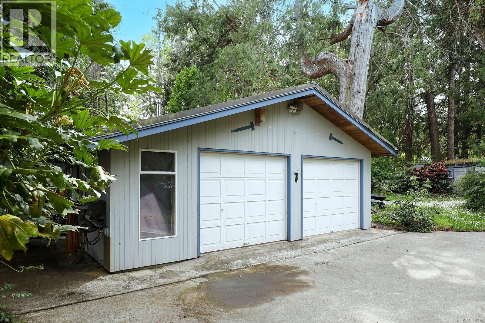 1550 Dalziel Rd Property Photo 36