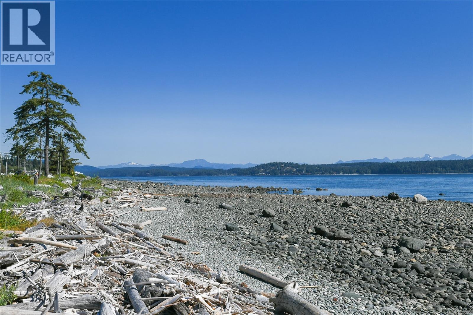 302 536 Island Hwy Property Photo 34