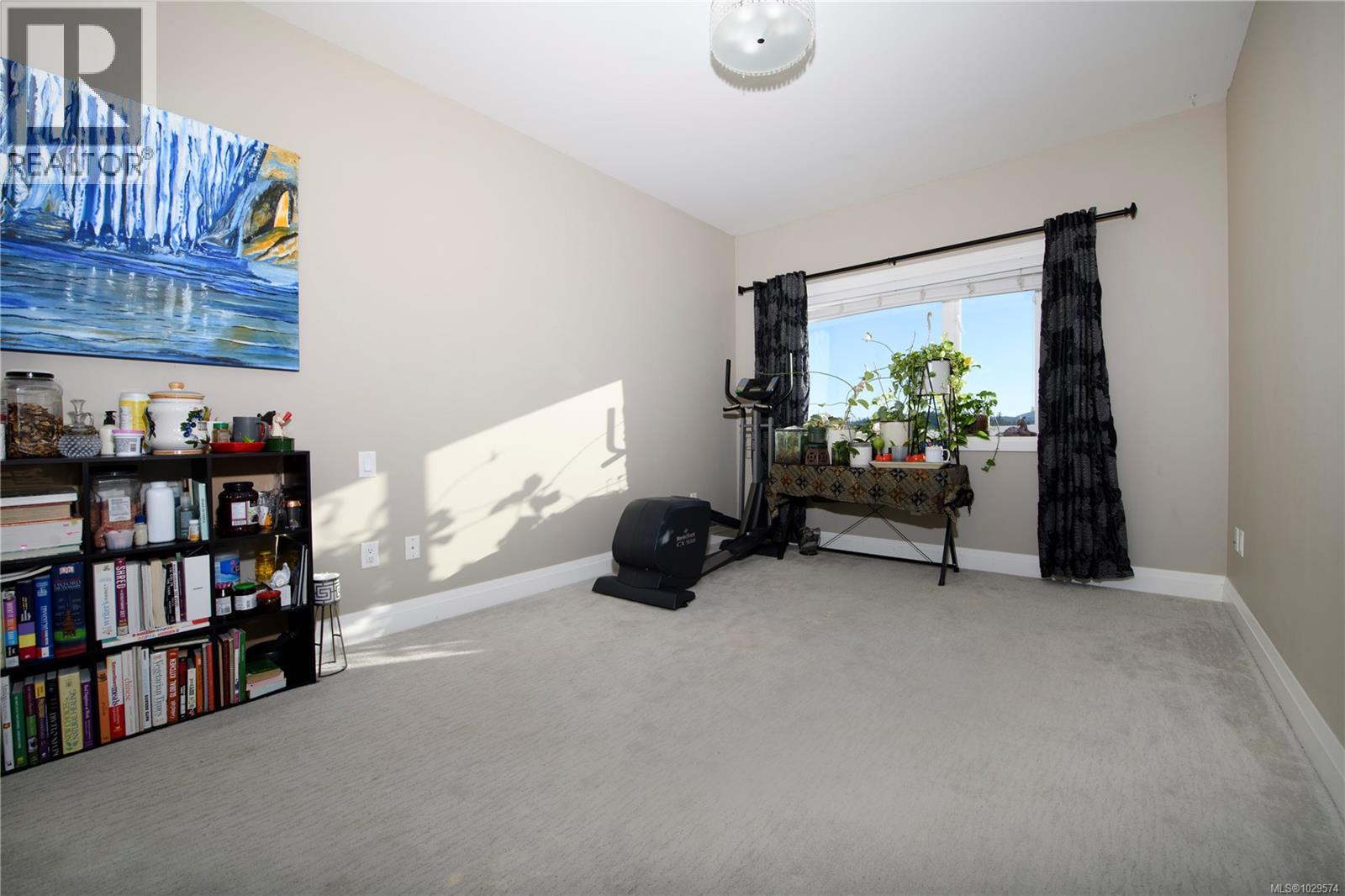 312 1145 Sikorsky Rd Property Photo 20