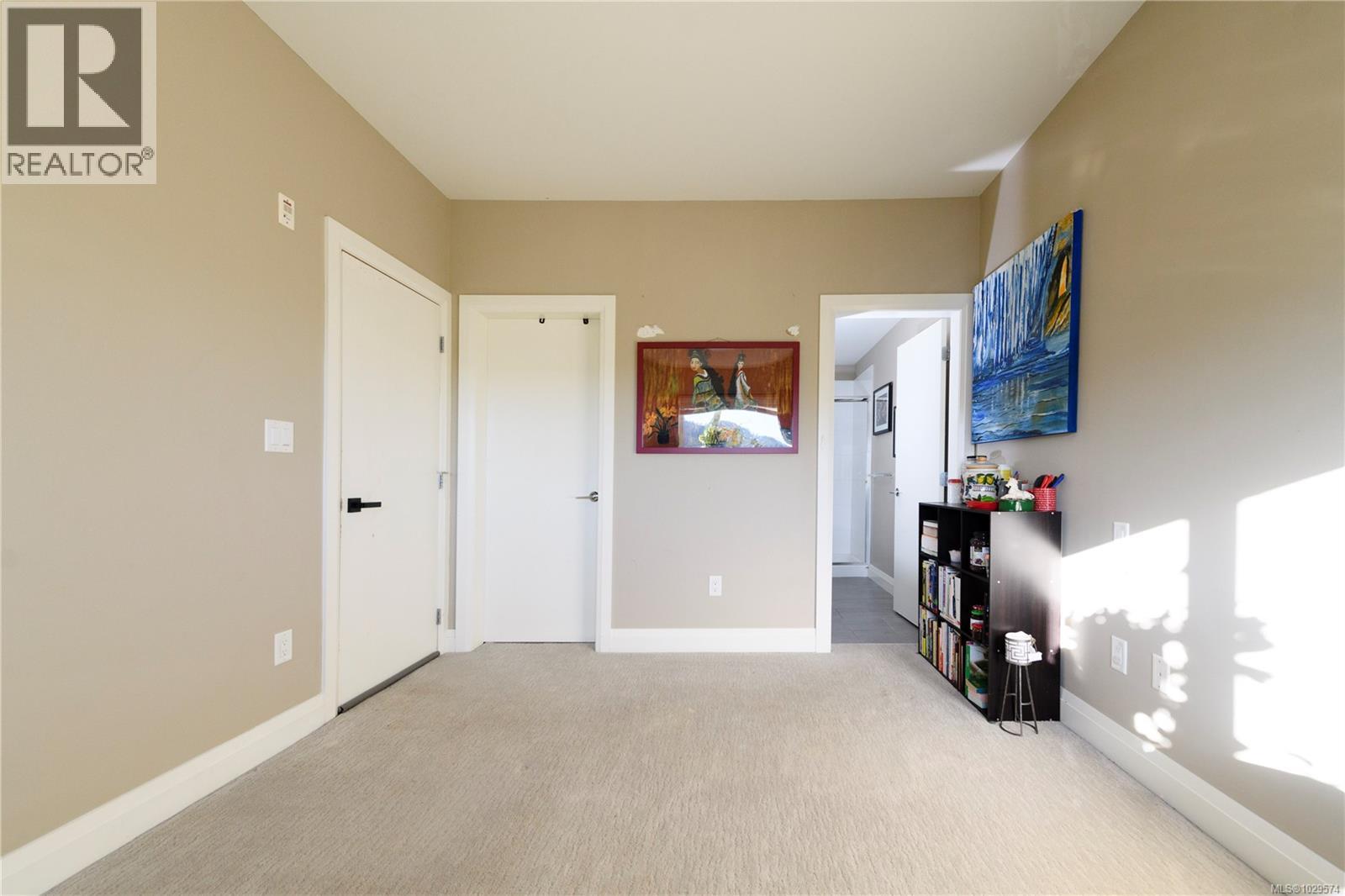 312 1145 Sikorsky Rd Property Photo 21