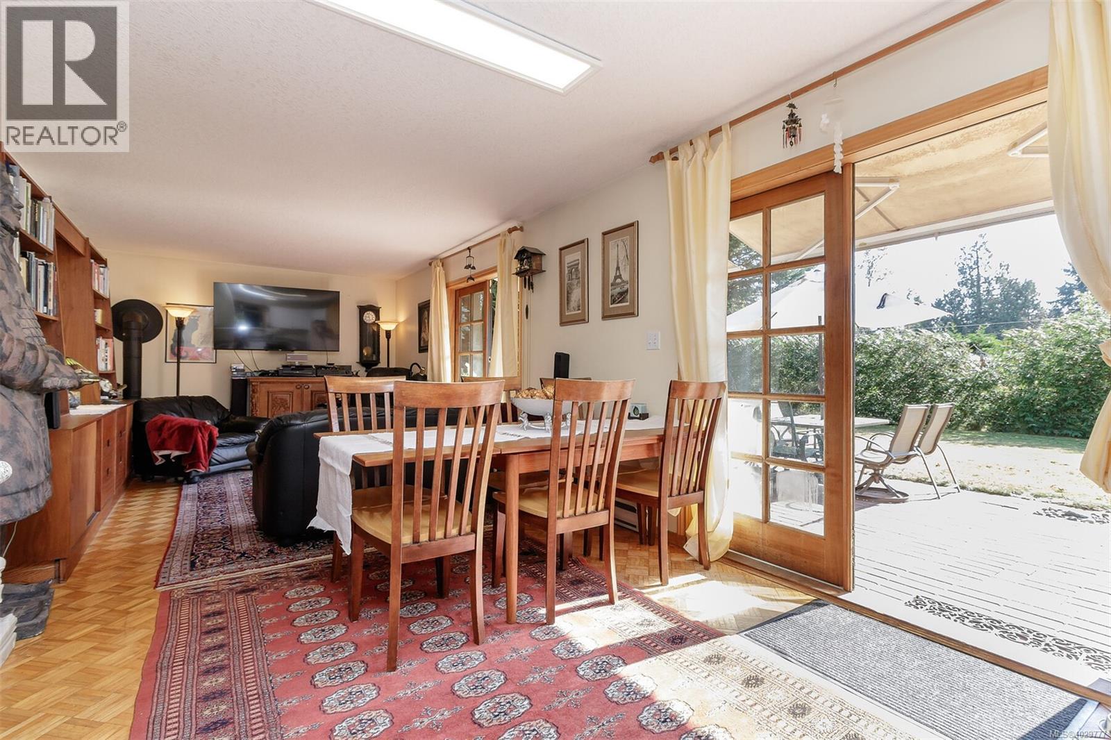 10741 Chemainus Rd Property Photo 8
