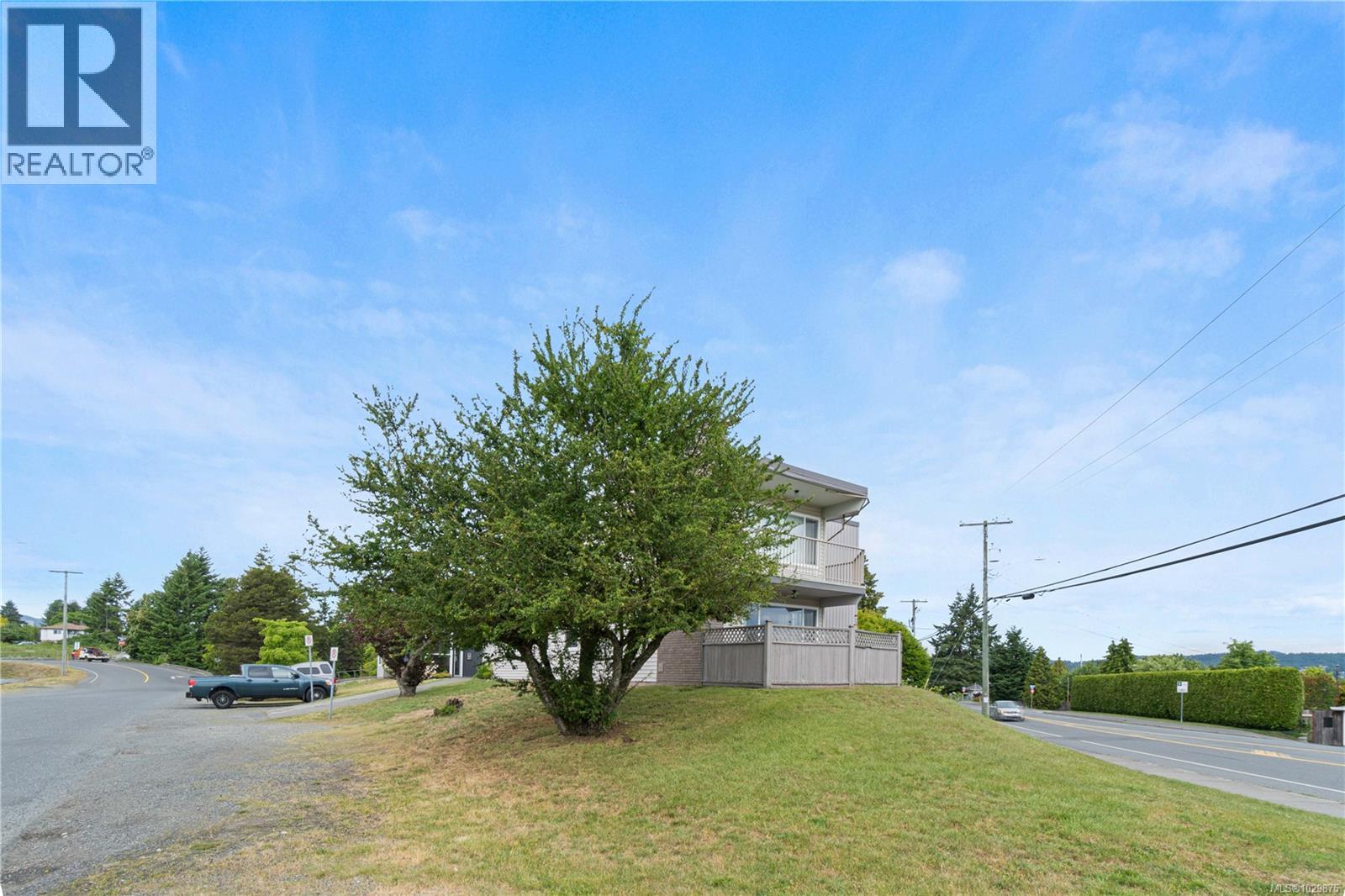 700 Poplar St Property Photo 11