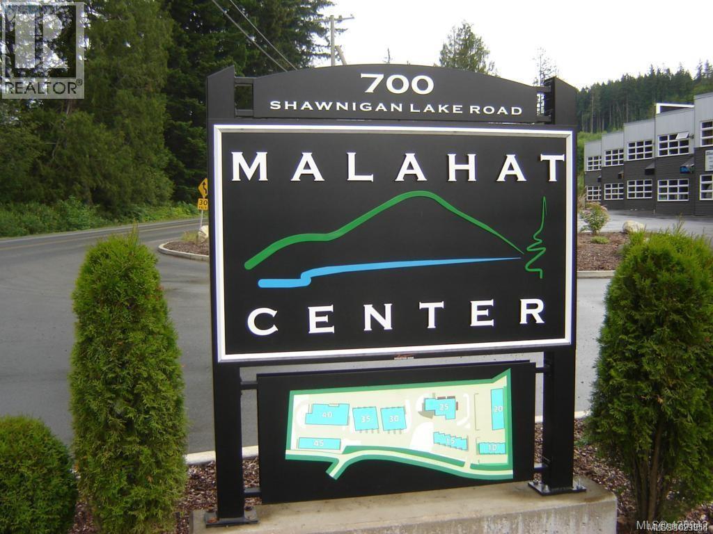 4 Units 700 Shawnigan Lake Rd