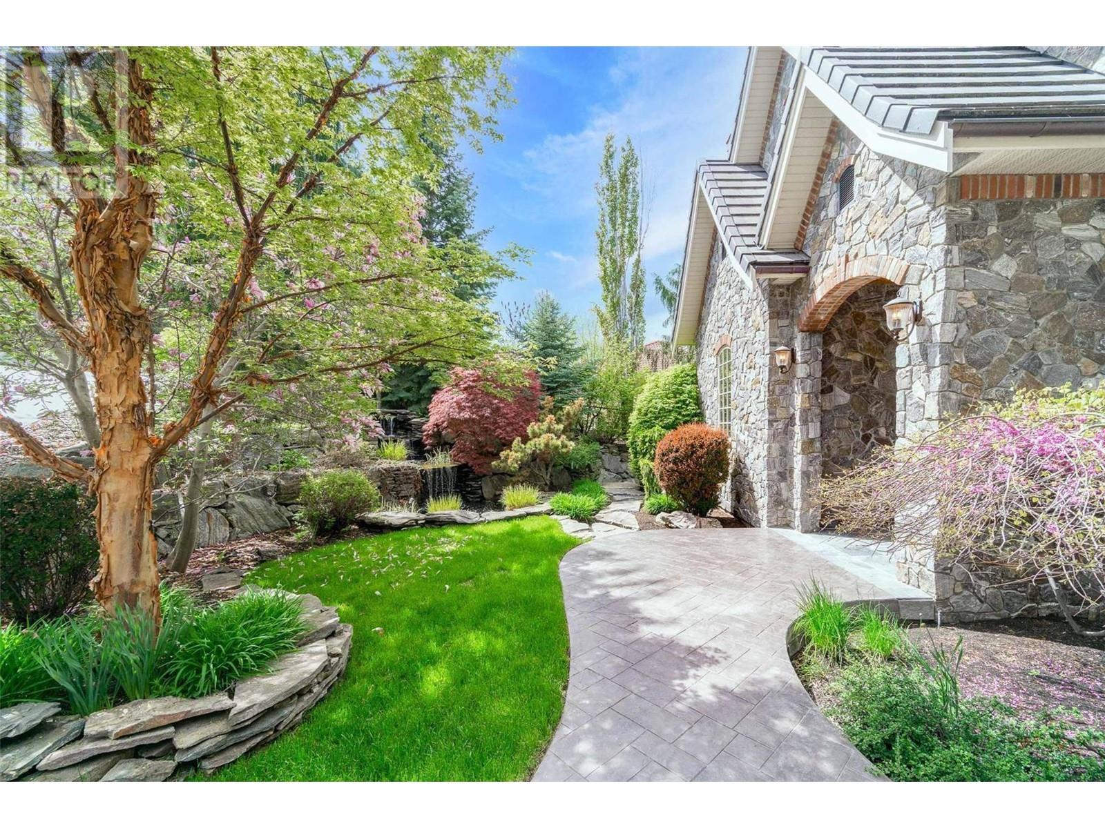 225 Swick Road Property Photo 2