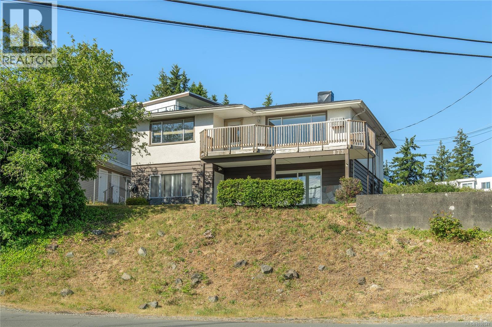 872 Birch St Property Photo 1