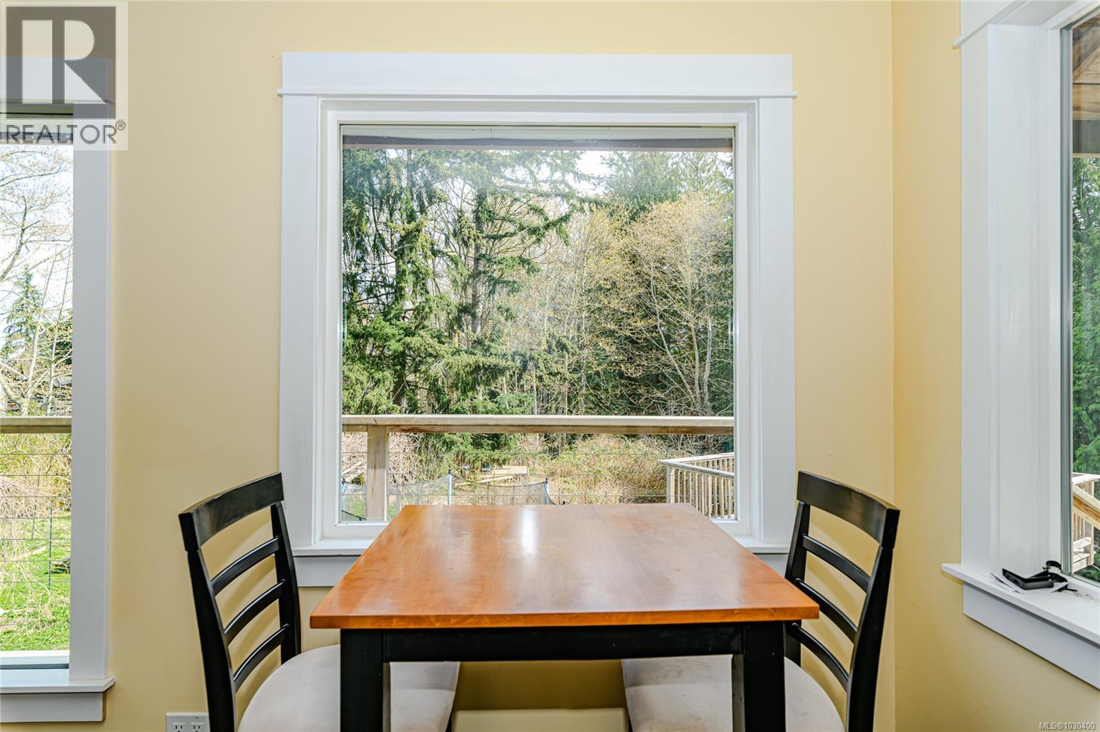 821 Fulford-ganges Rd Property Photo 7