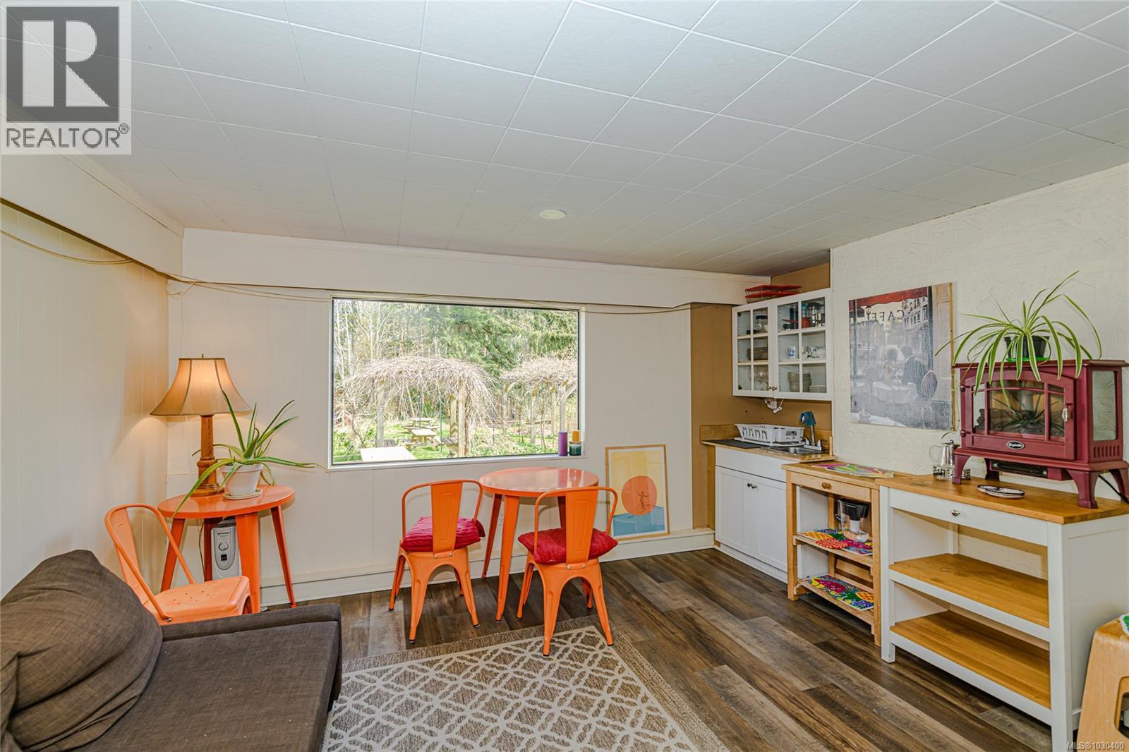 821 Fulford-ganges Rd Property Photo 24