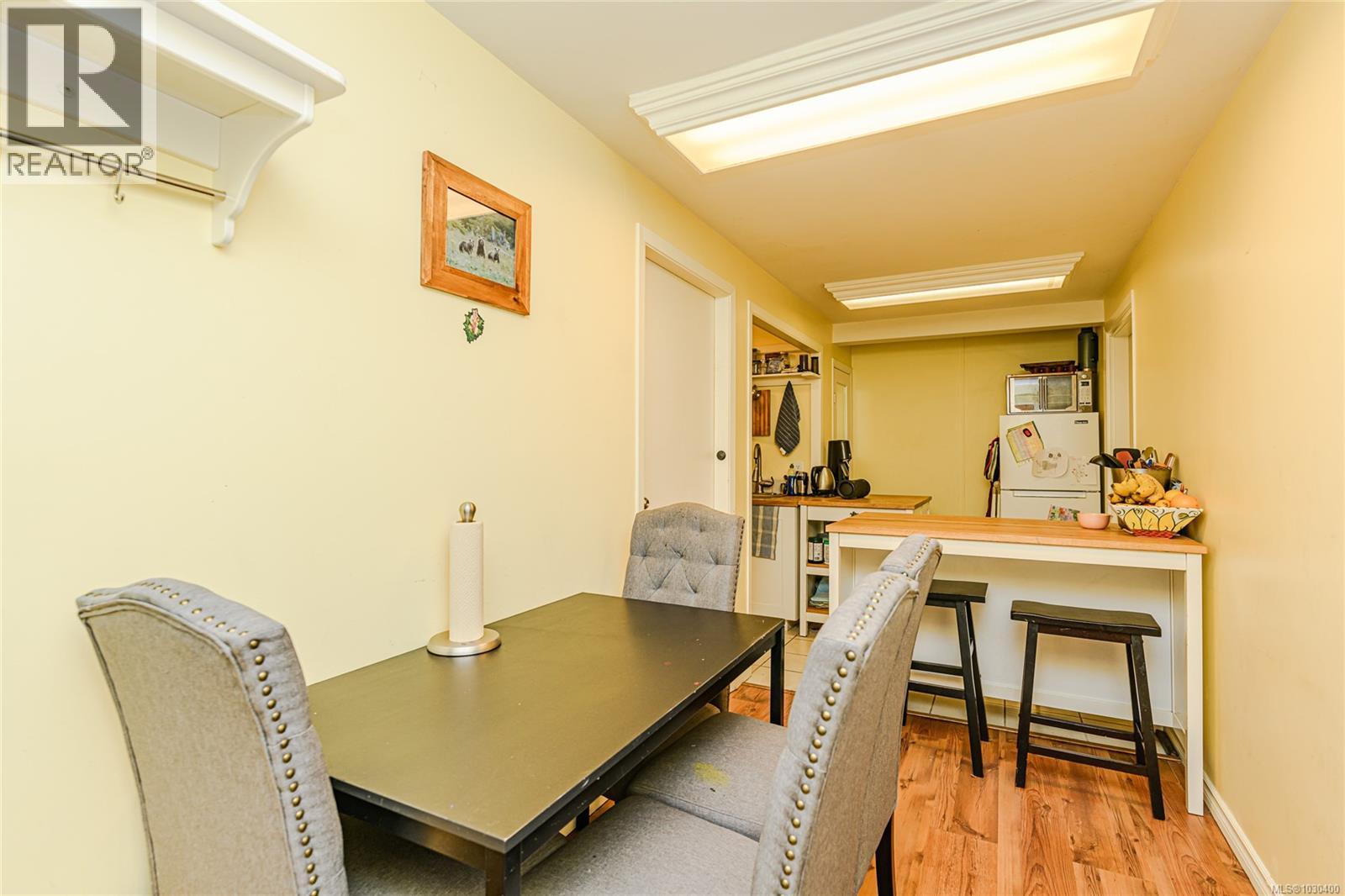 821 Fulford-ganges Rd Property Photo 28