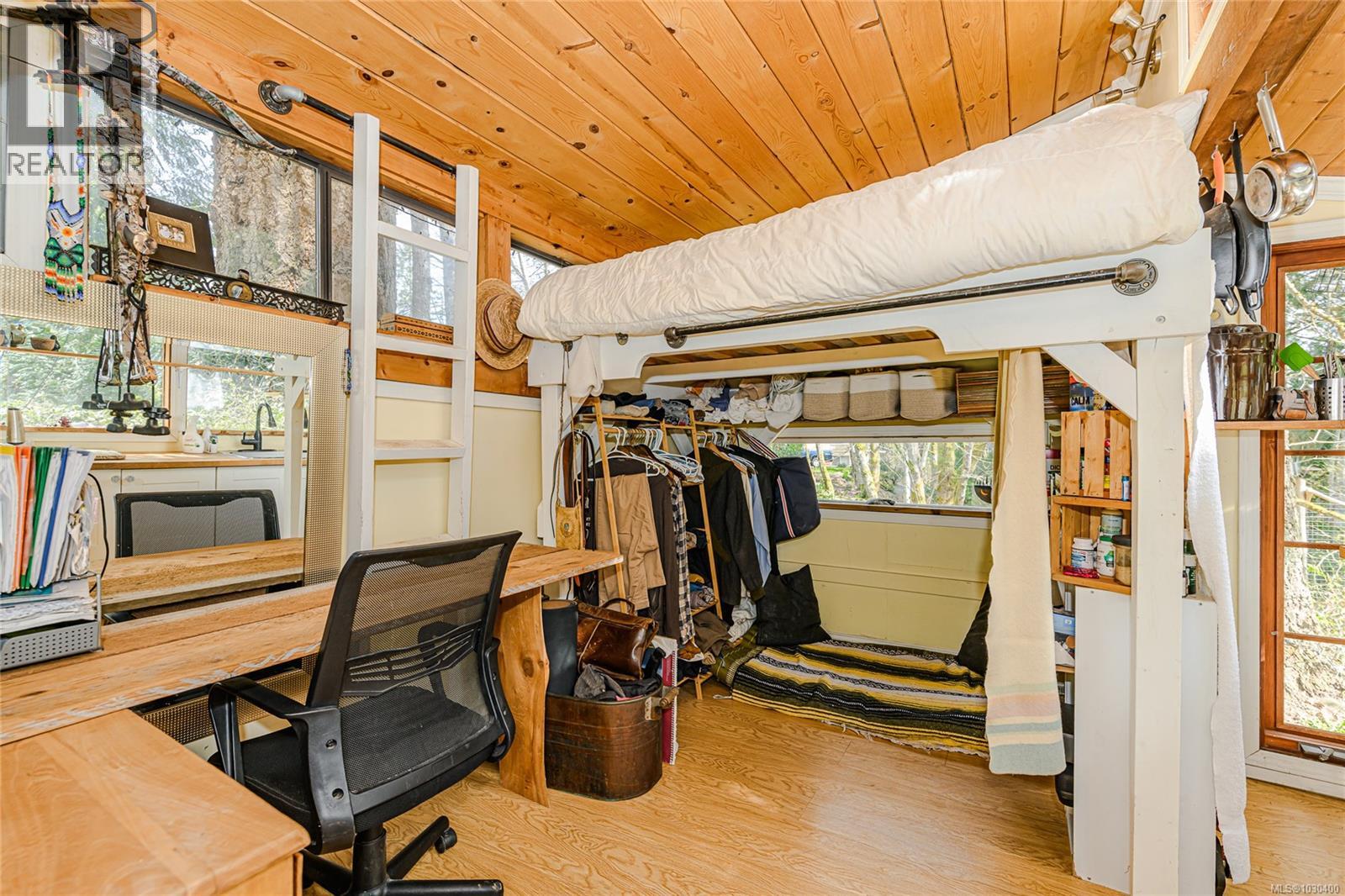 821 Fulford-ganges Rd Property Photo 44