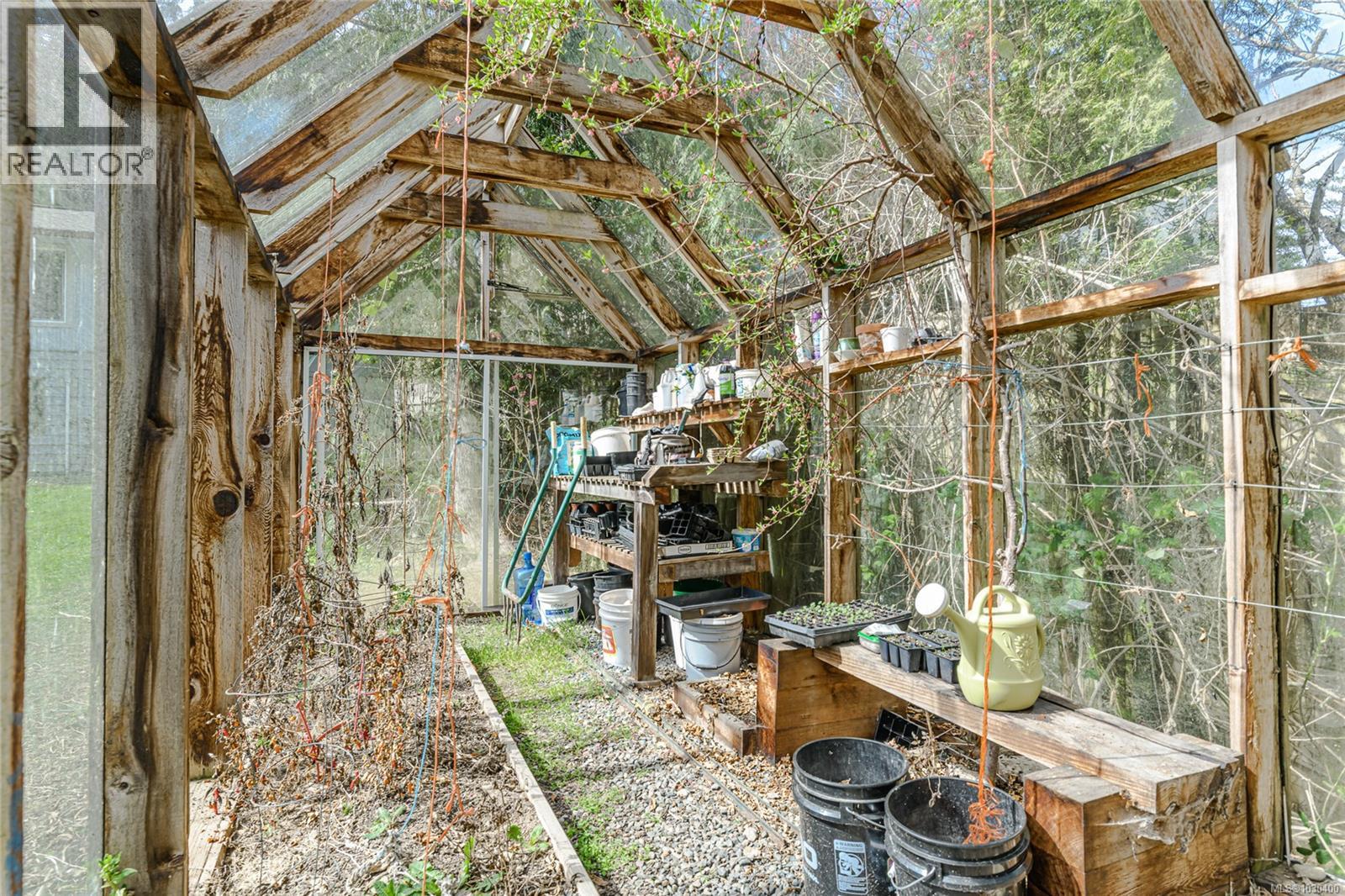 821 Fulford-ganges Rd Property Photo 52