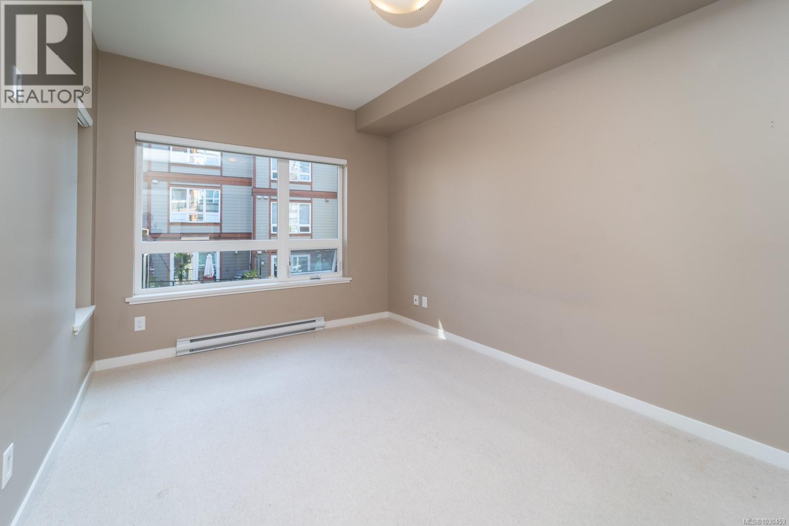 204 6591 Lincroft Rd Property Photo 11