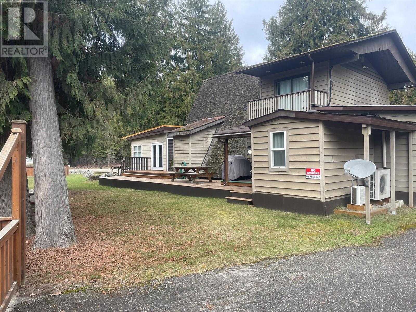 4025 Squilax-anglemont Road Property Photo 10