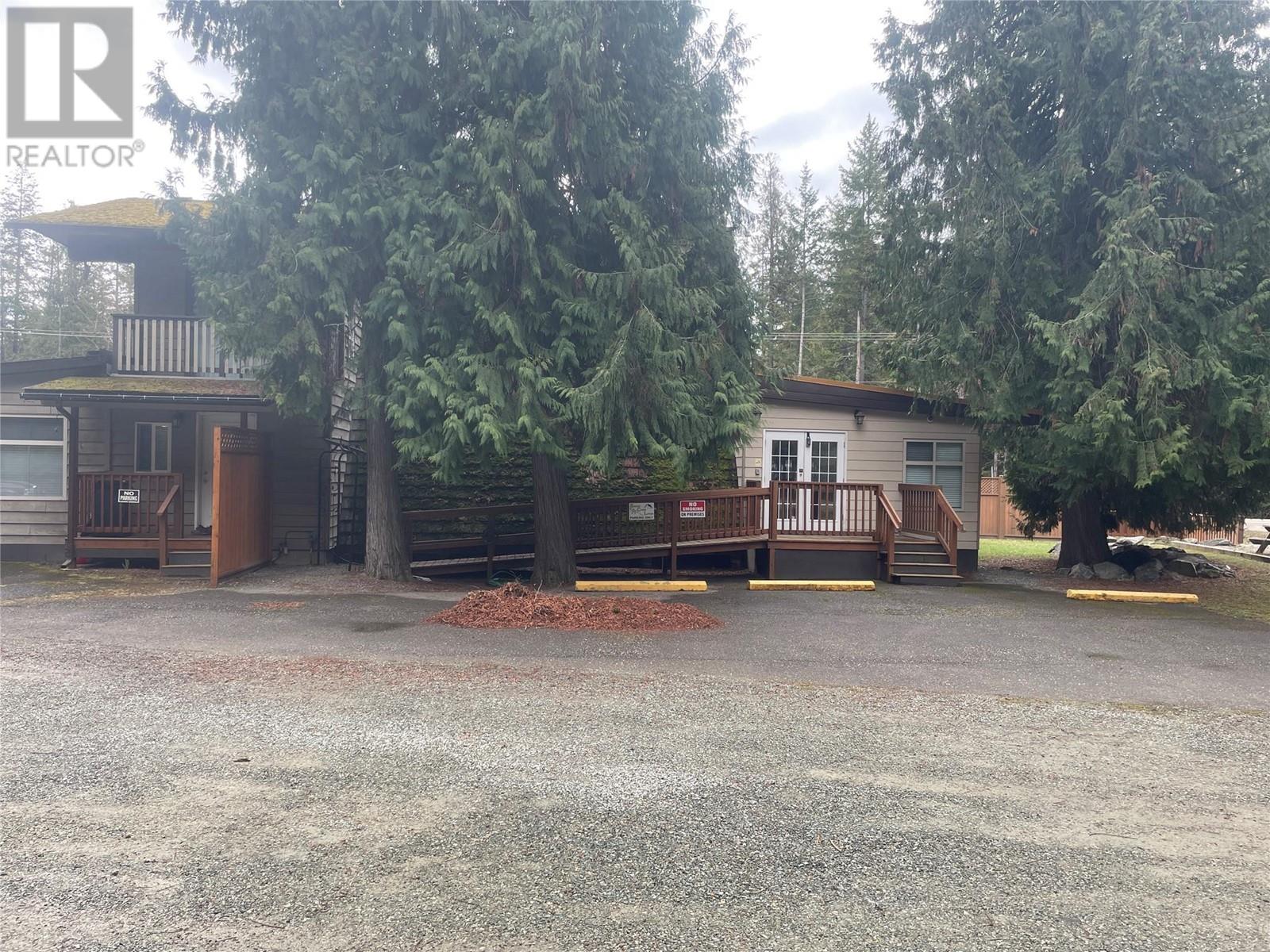 4025 Squilax-anglemont Road Property Photo 17